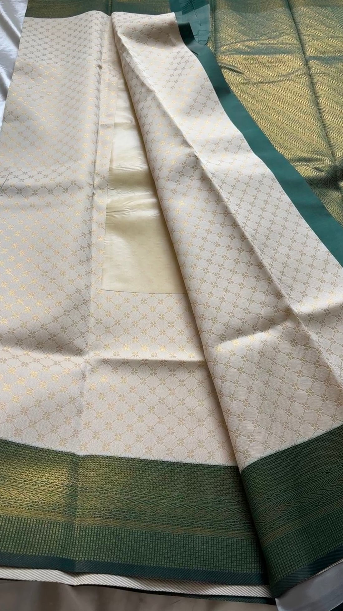 Kanchi semi soft silk kr116