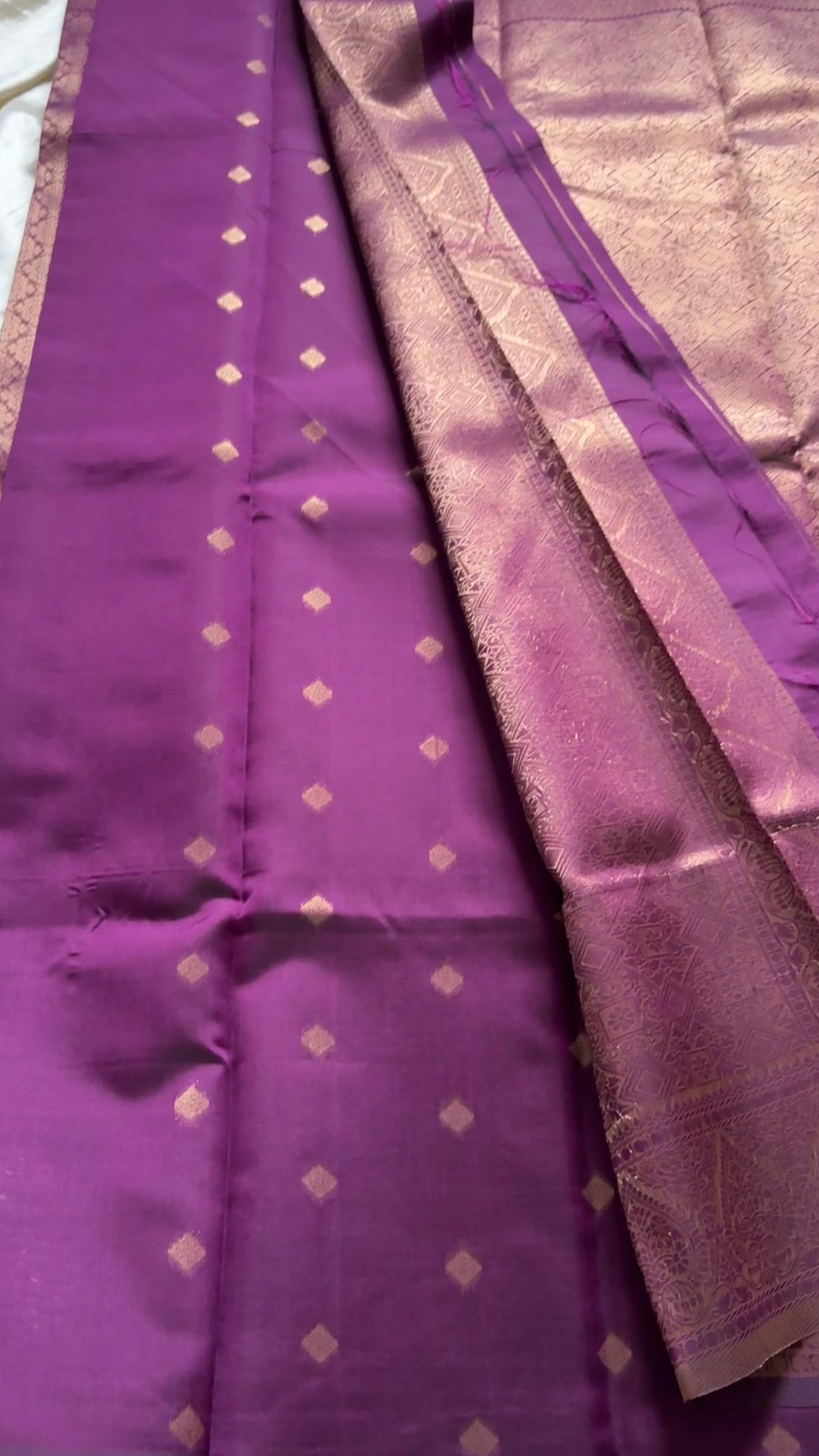 Semi brocade Kr 6