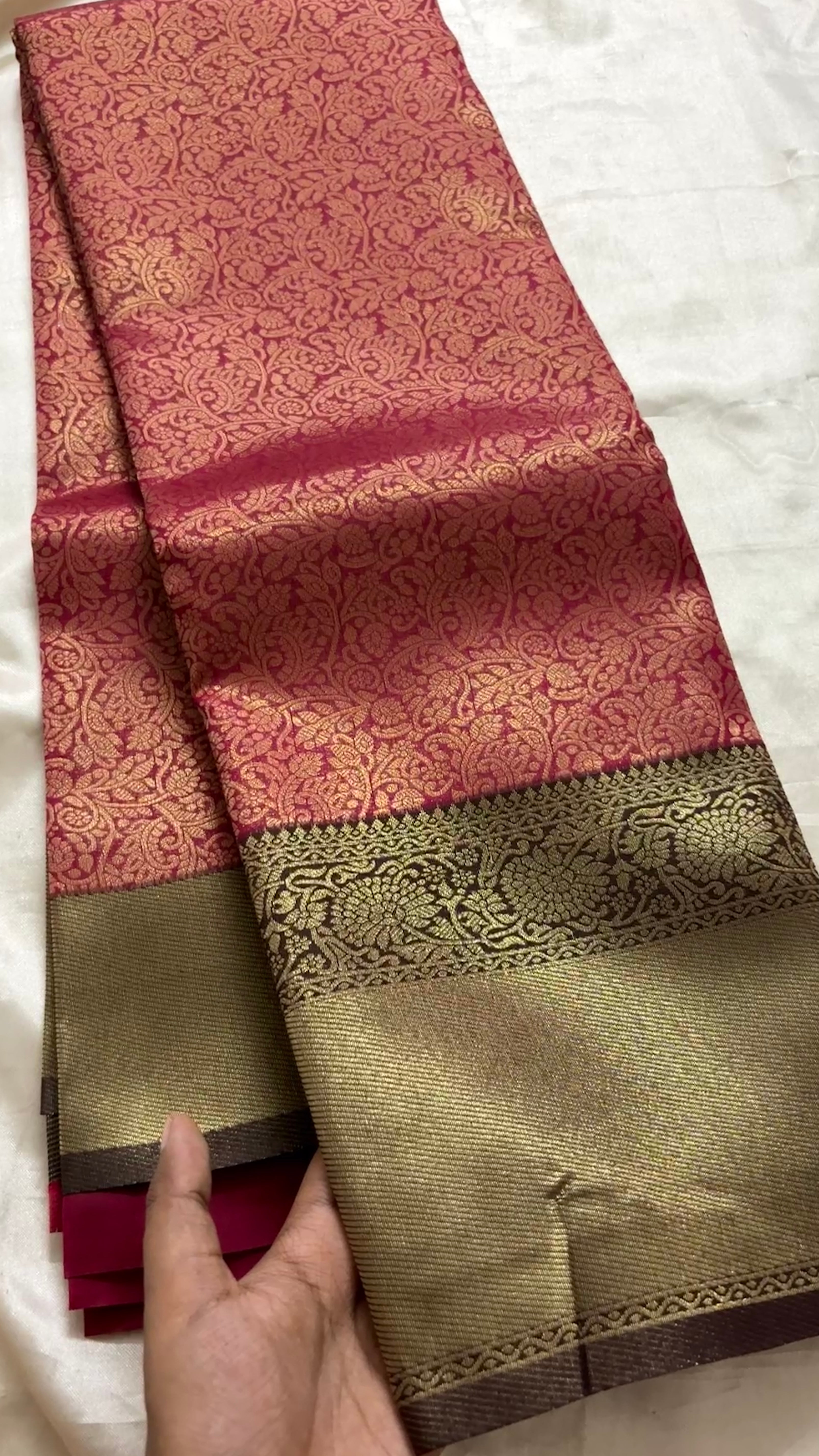 Kanchi semi soft silk Kr 129
