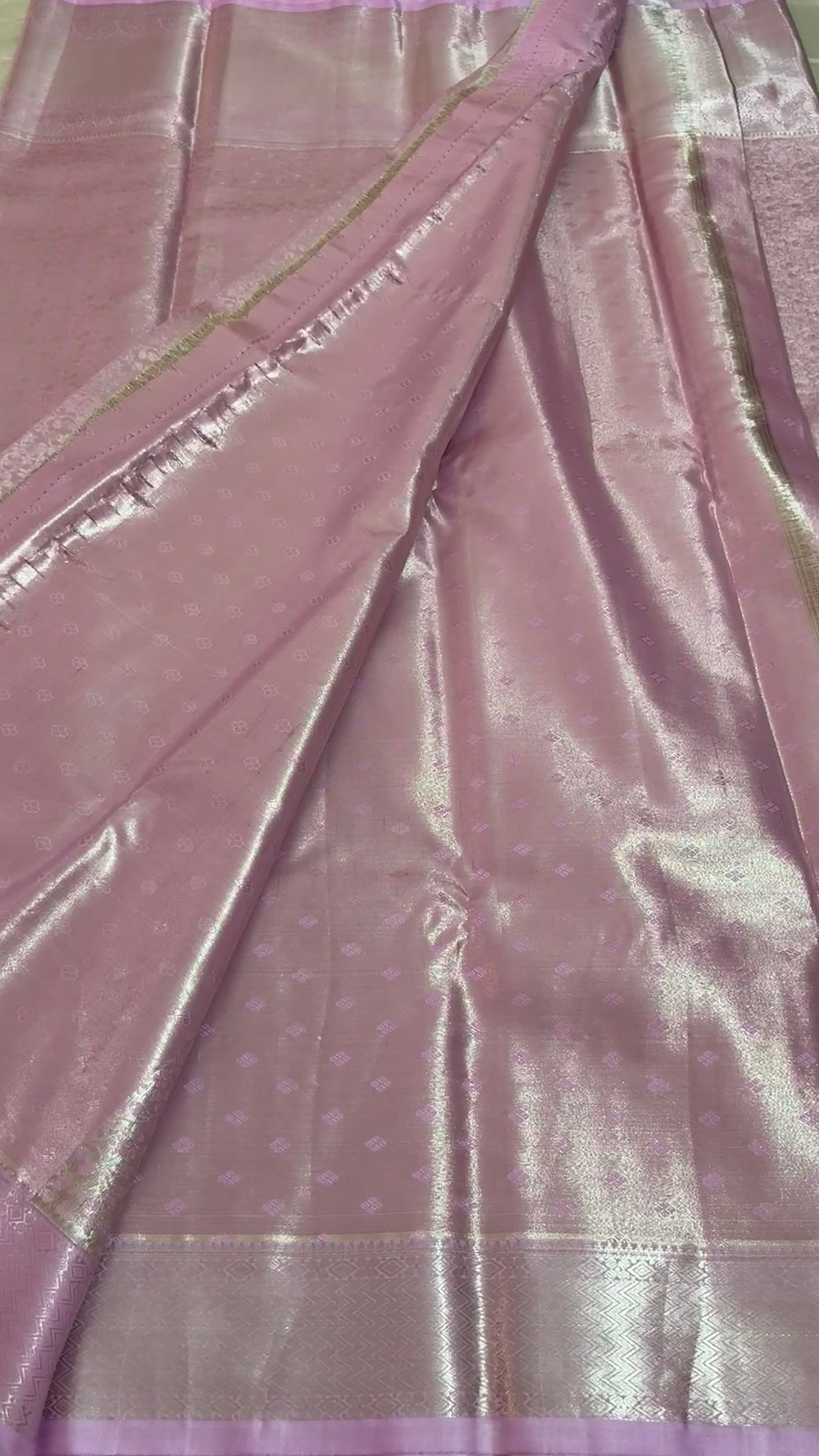 Semi tissue Kanchipuram saree