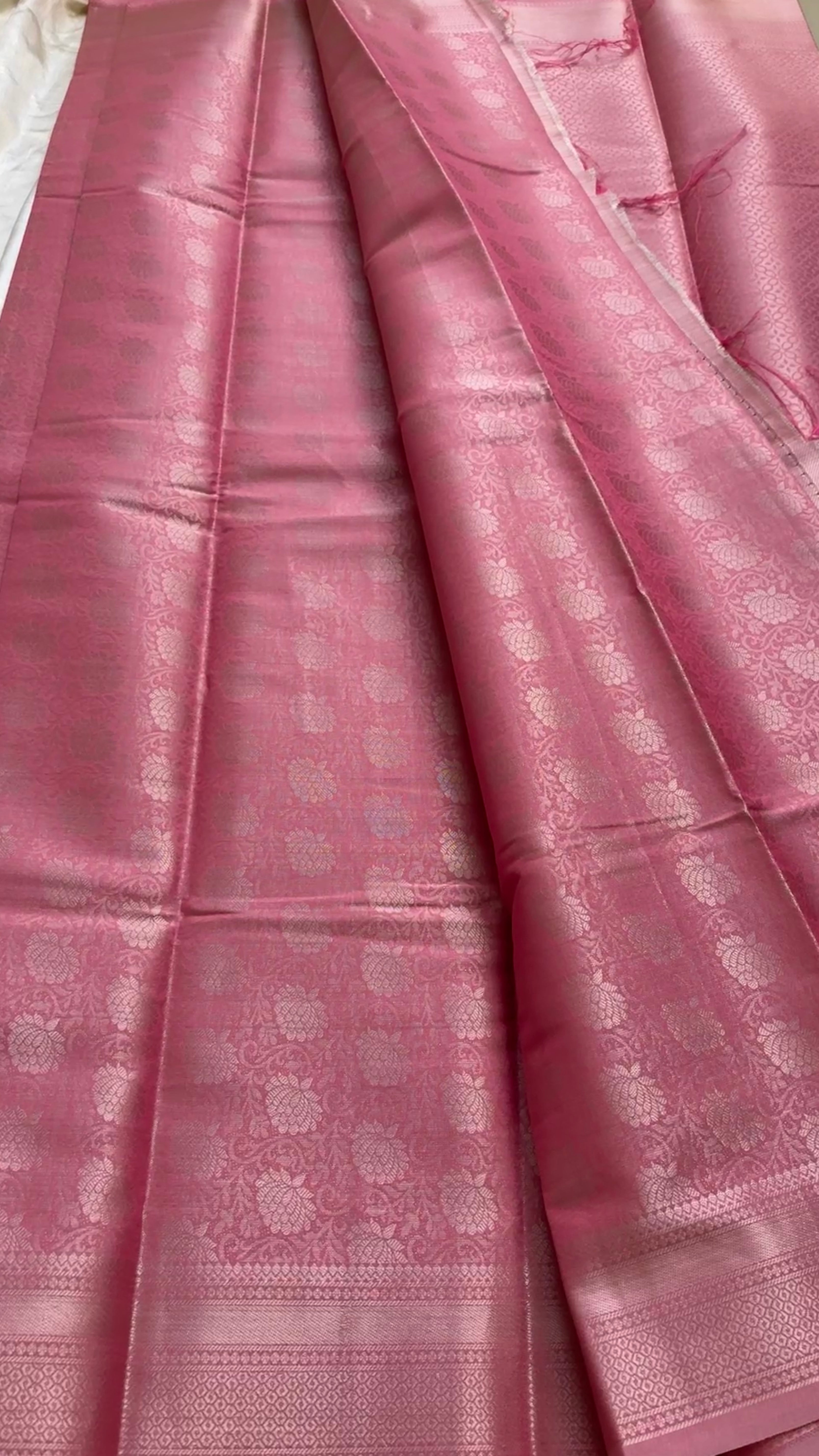 Premium Brocade soft silk Kr31