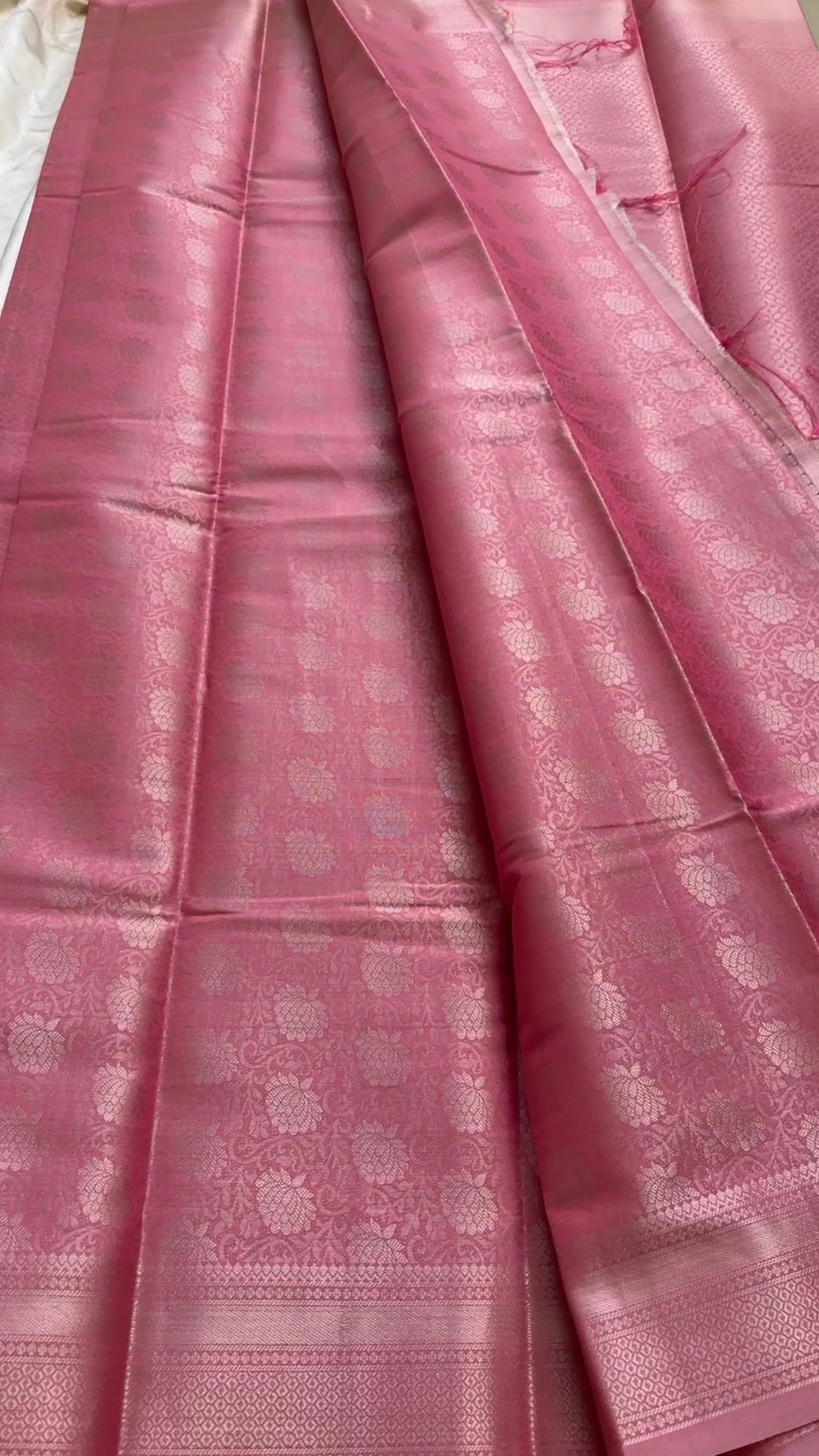 Premium Brocade soft silk Kr31