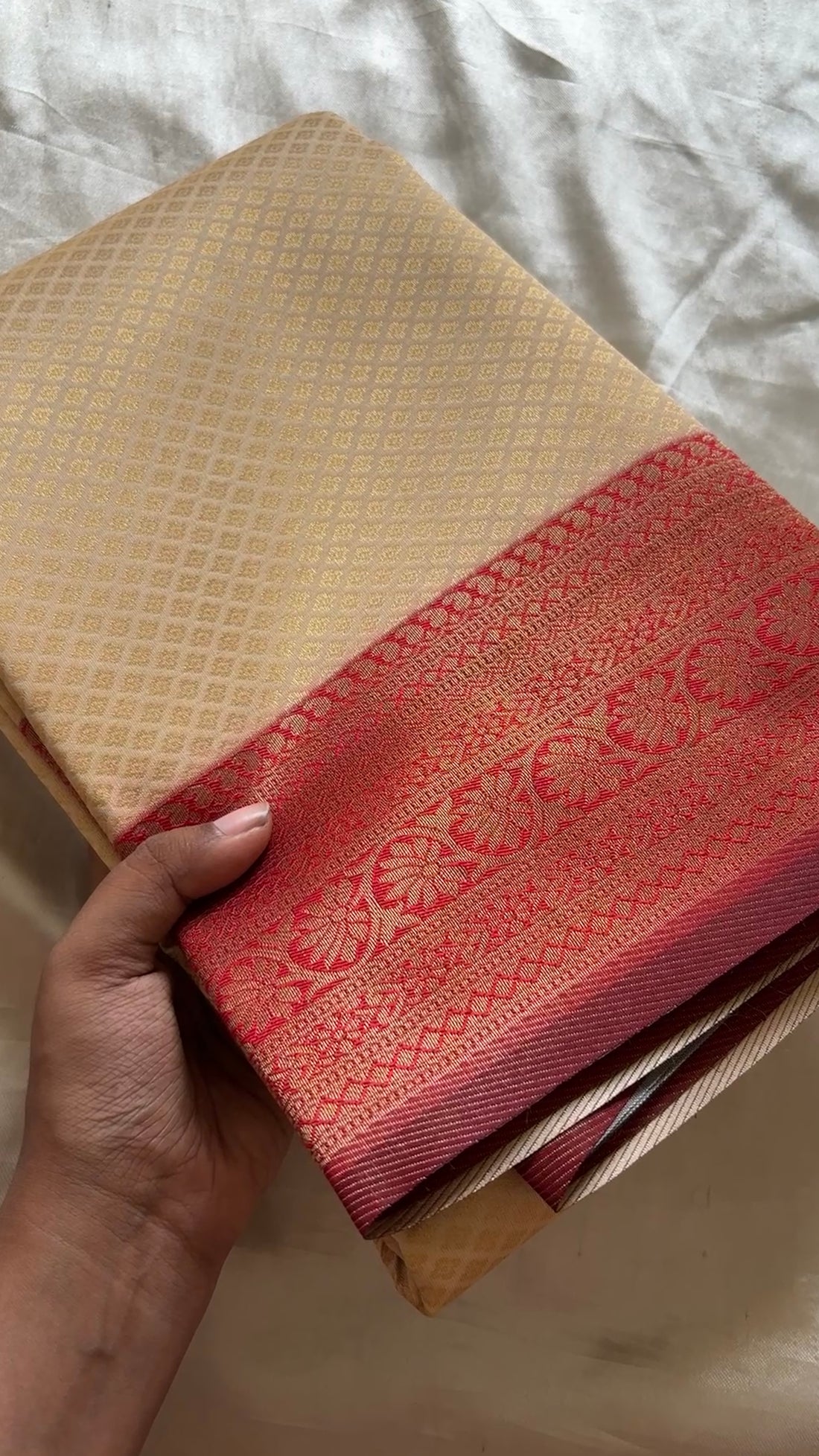 Kanchi semi soft silk kr 129