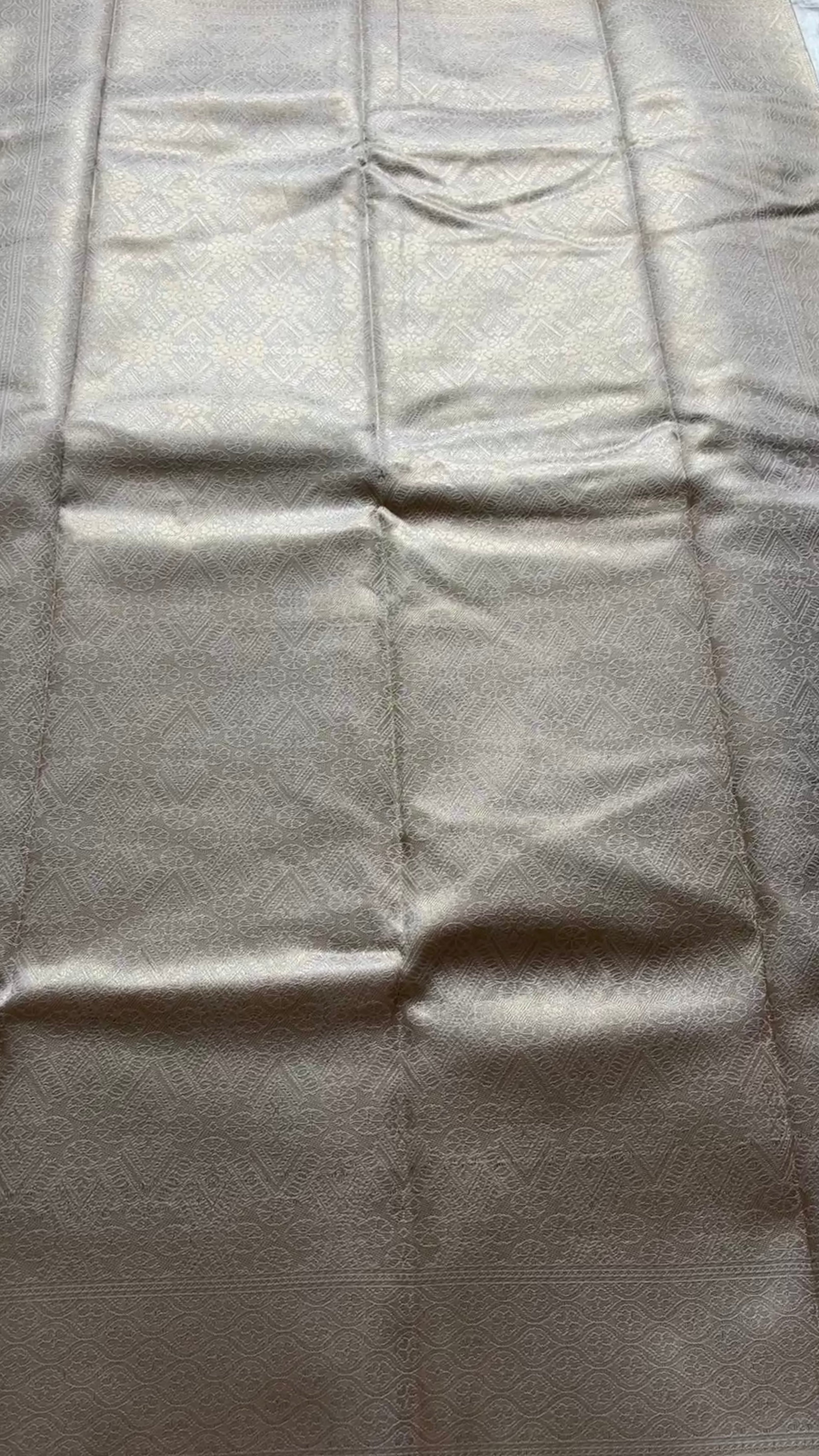 Semi brocade kr108