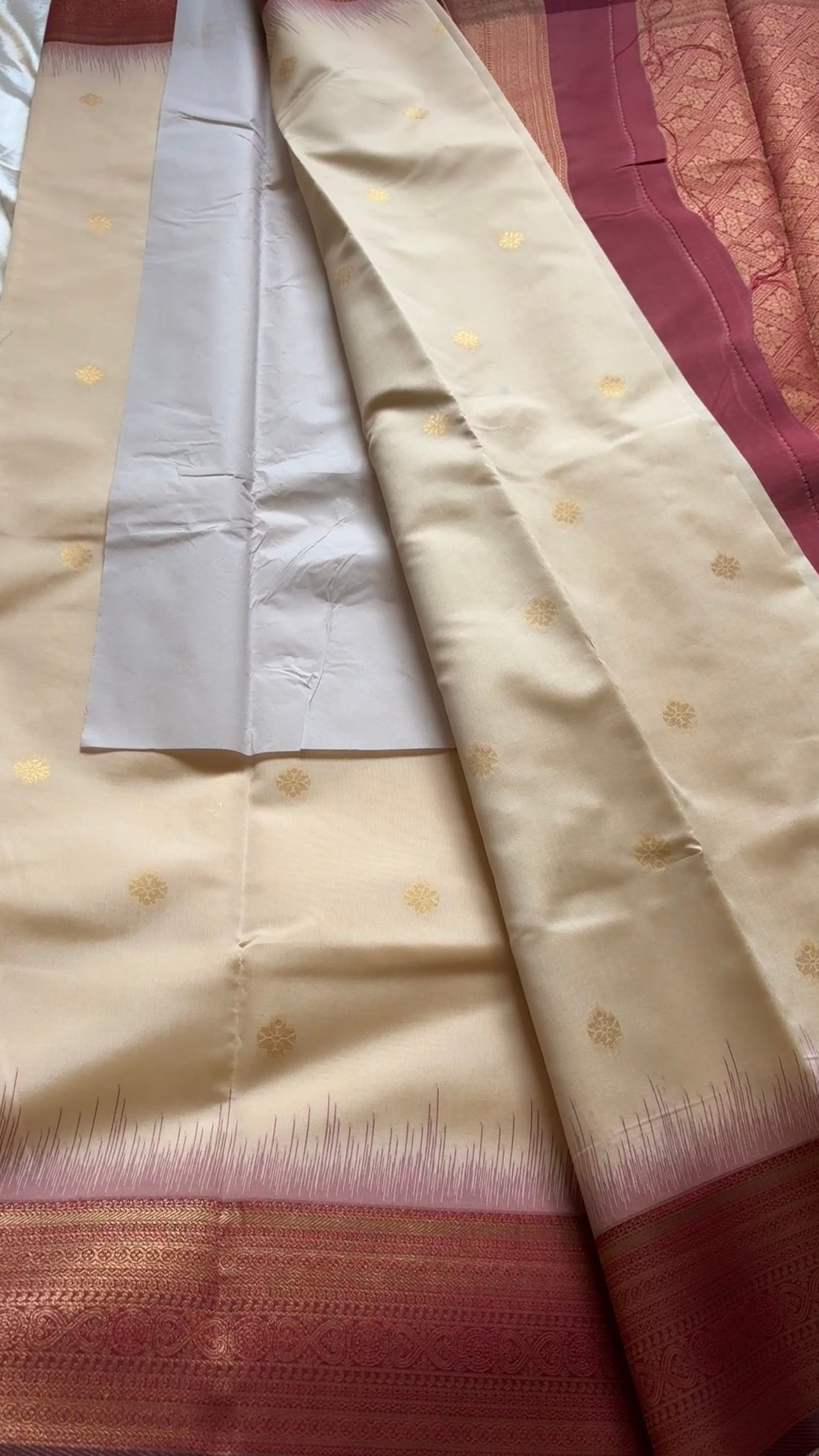 semi soft silk with Kanchi borders
