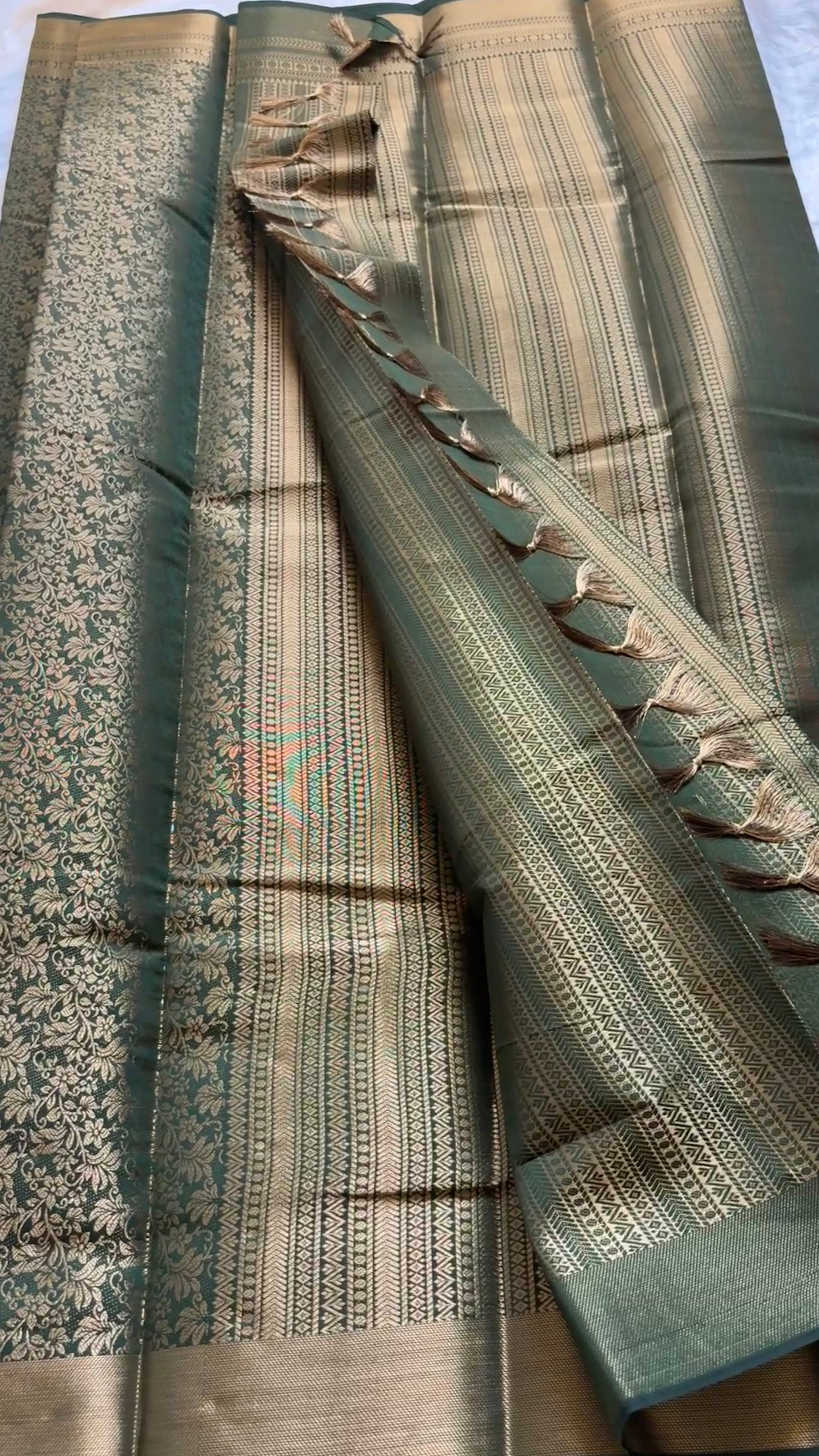 Premium Brocade soft silk kr149