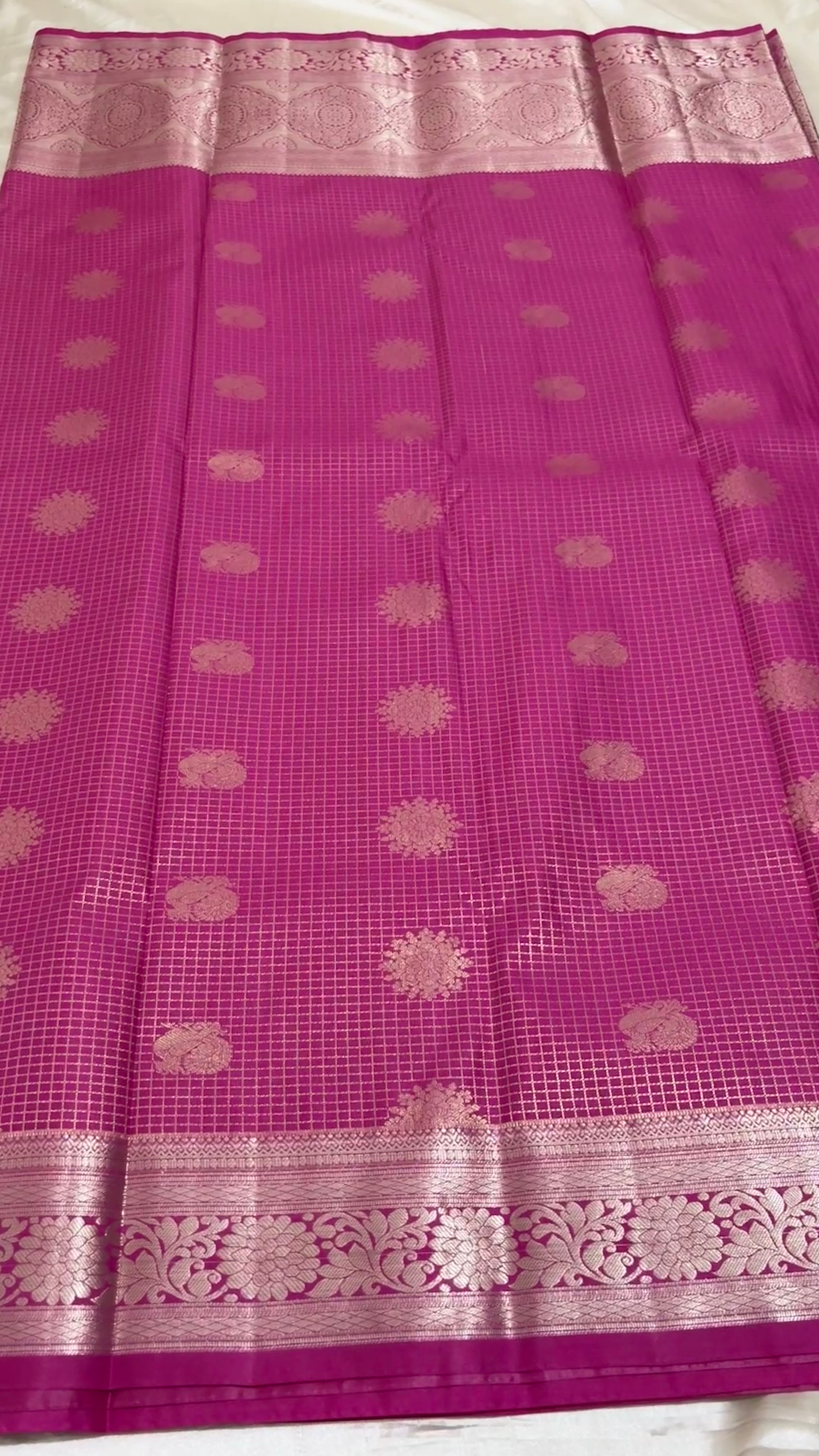 Semi tissue Kanchipuram saree