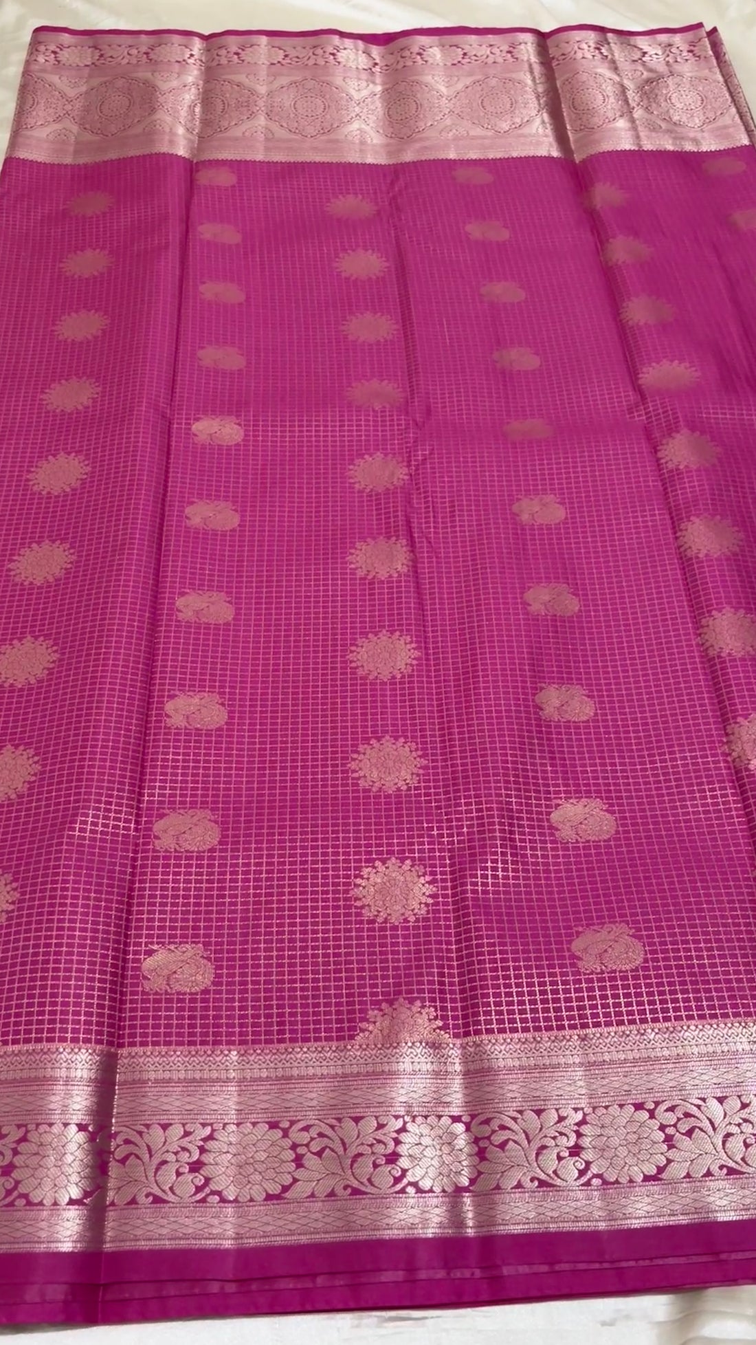 Semi tissue Kanchipuram saree