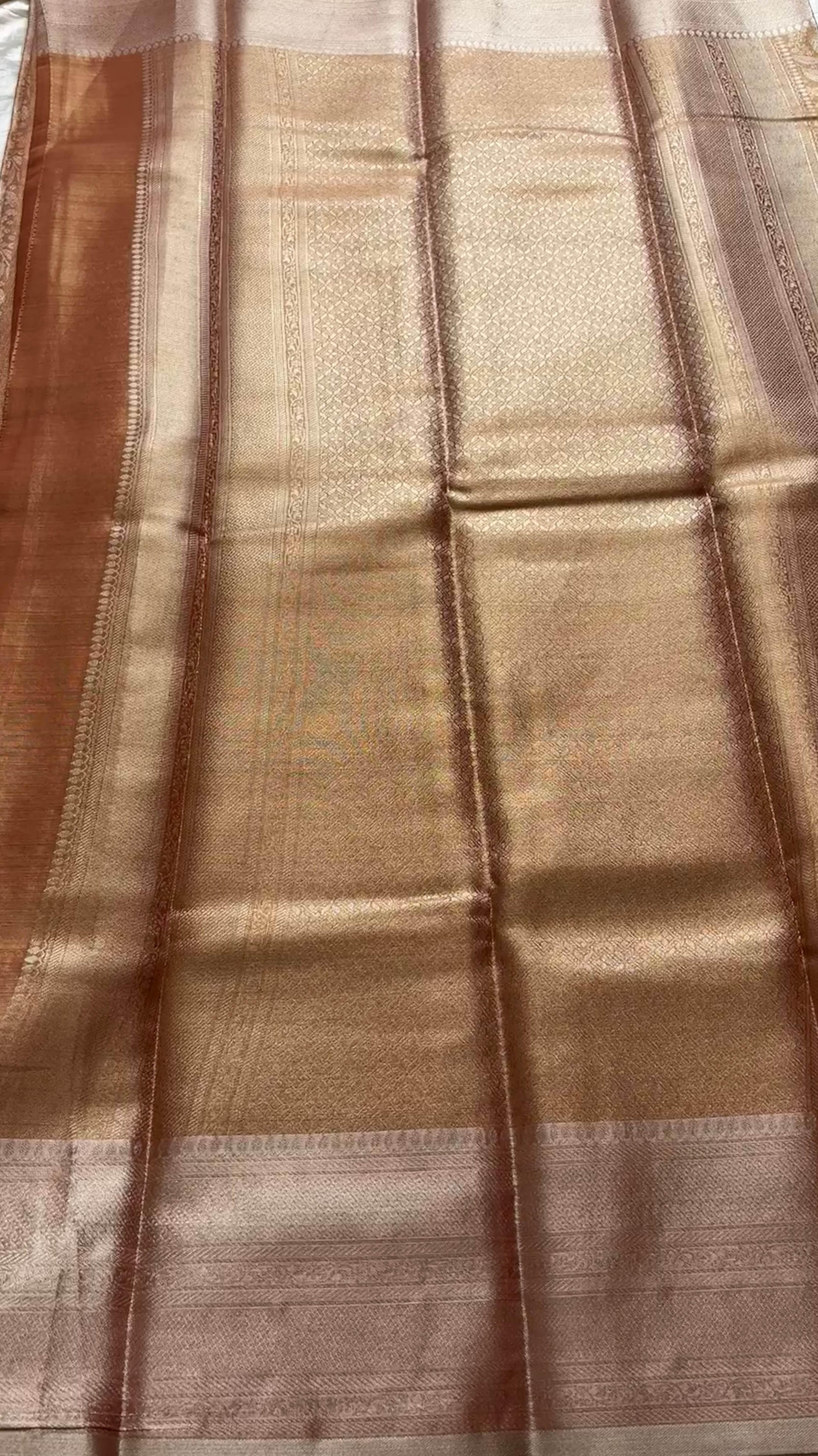 Premium  Tissue brocade silk kr48