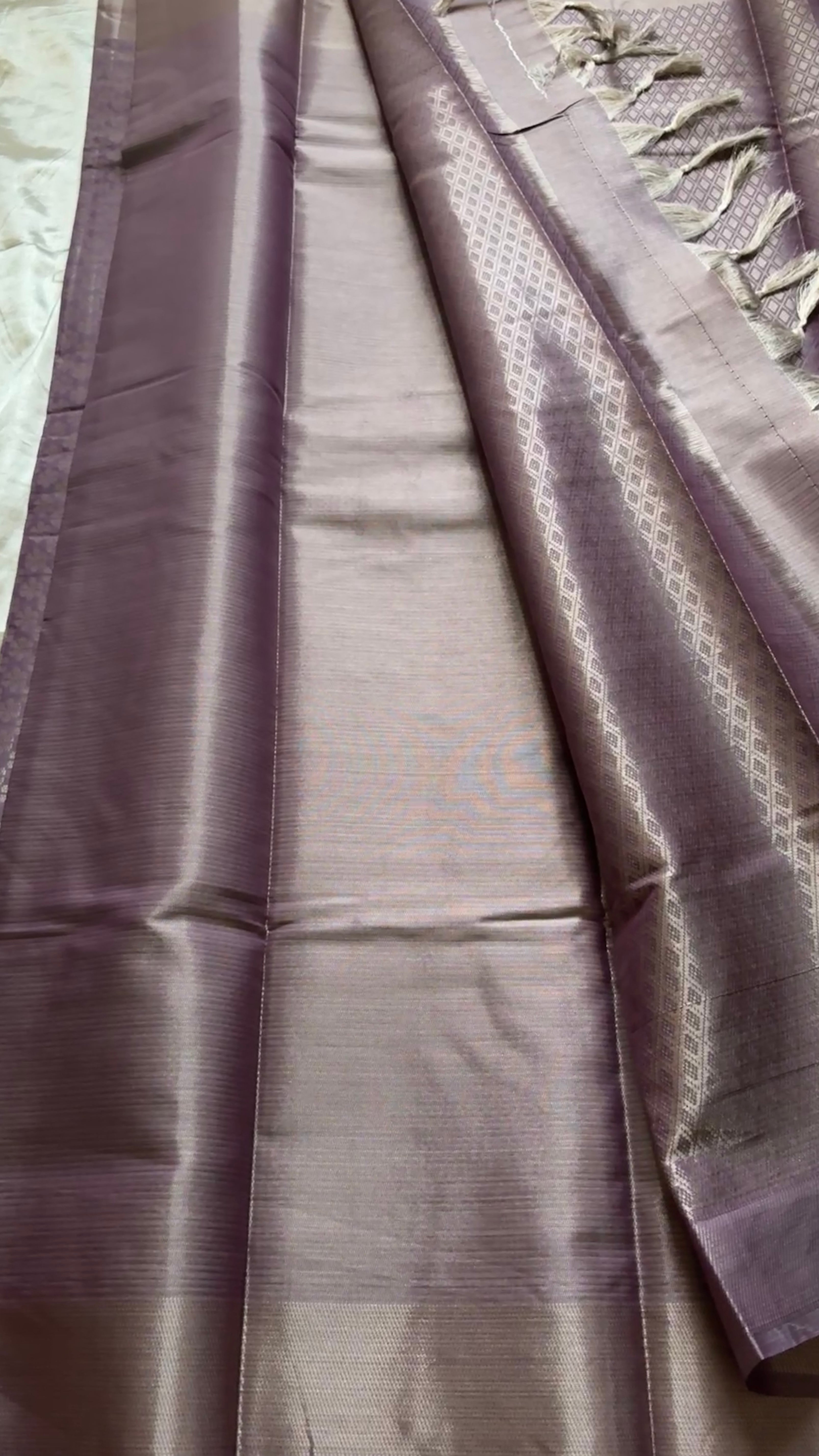Premium Brocade soft silk Kr1