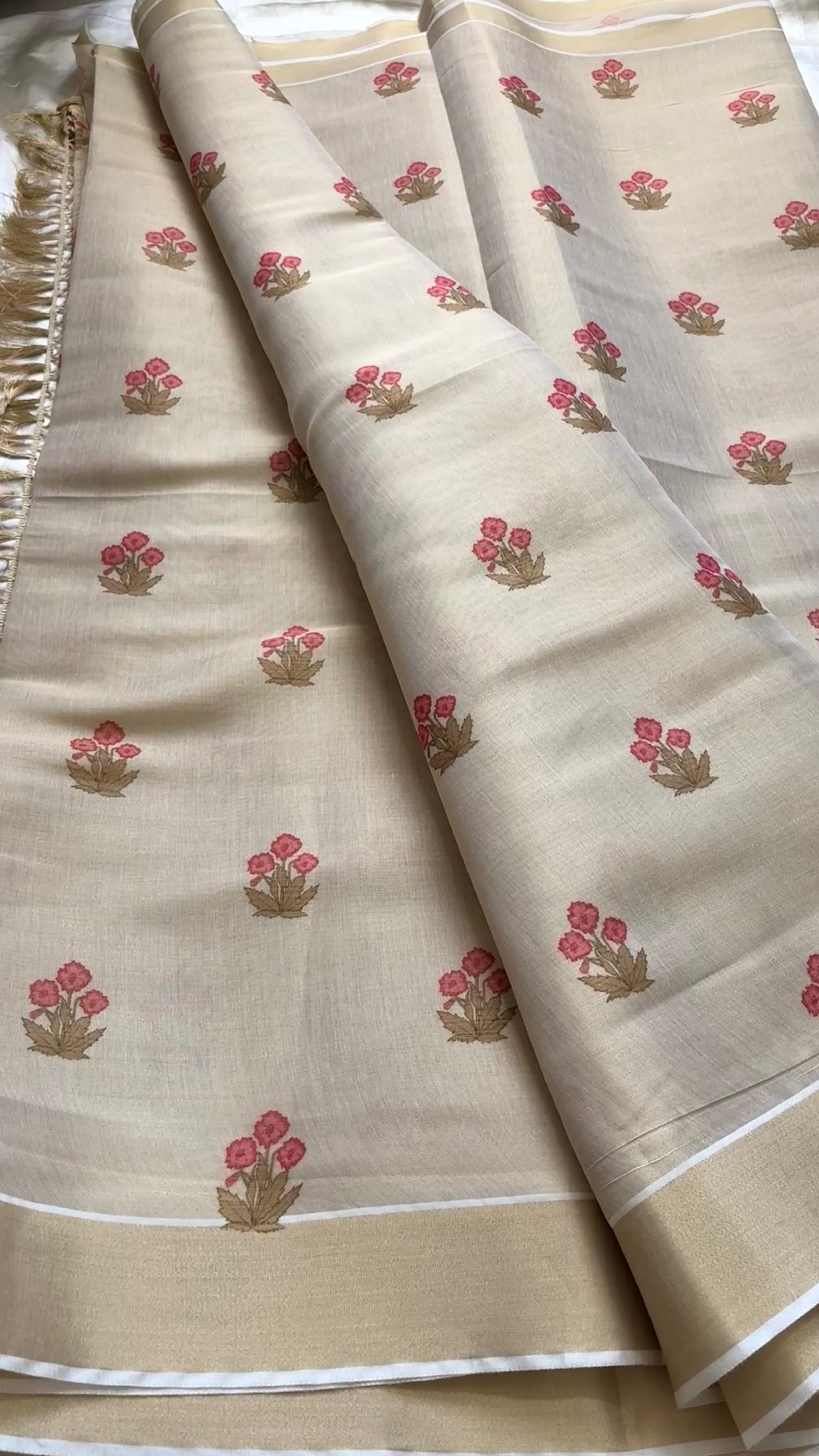 Soft cotton tissue mix flower motif saree kr118
