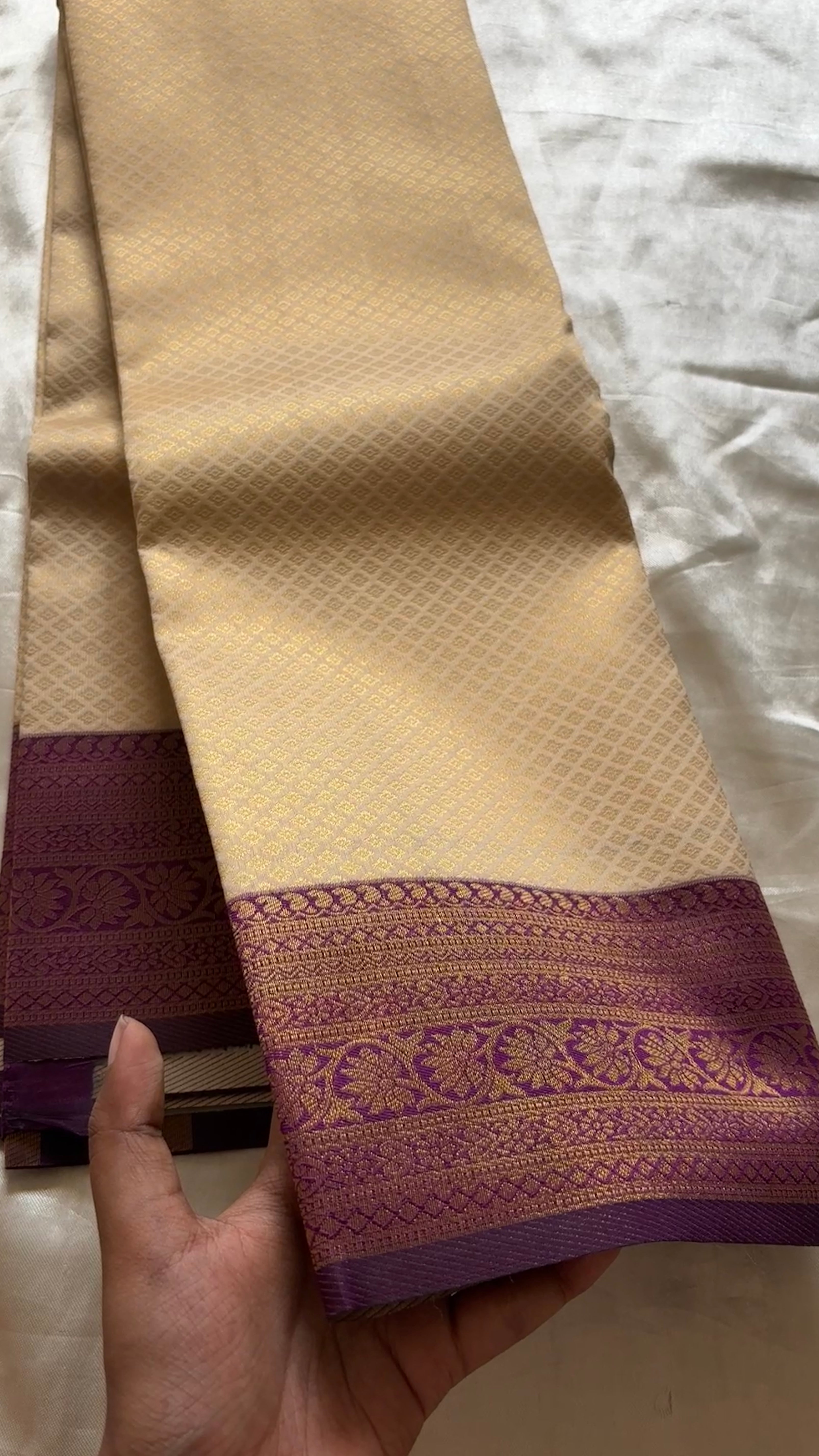 Kanchi semi soft silk kr142