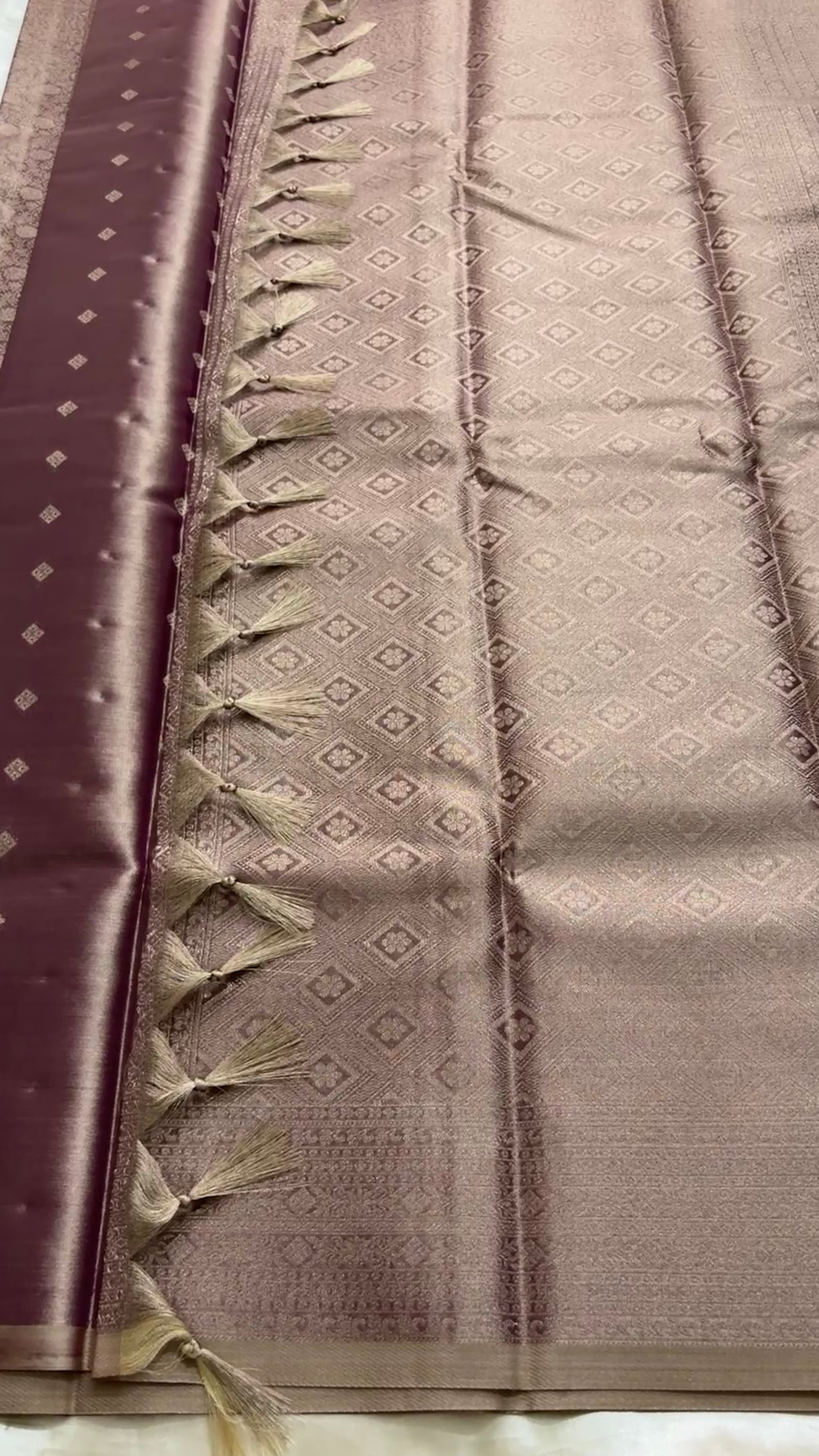 Tissue brocade silk KR122