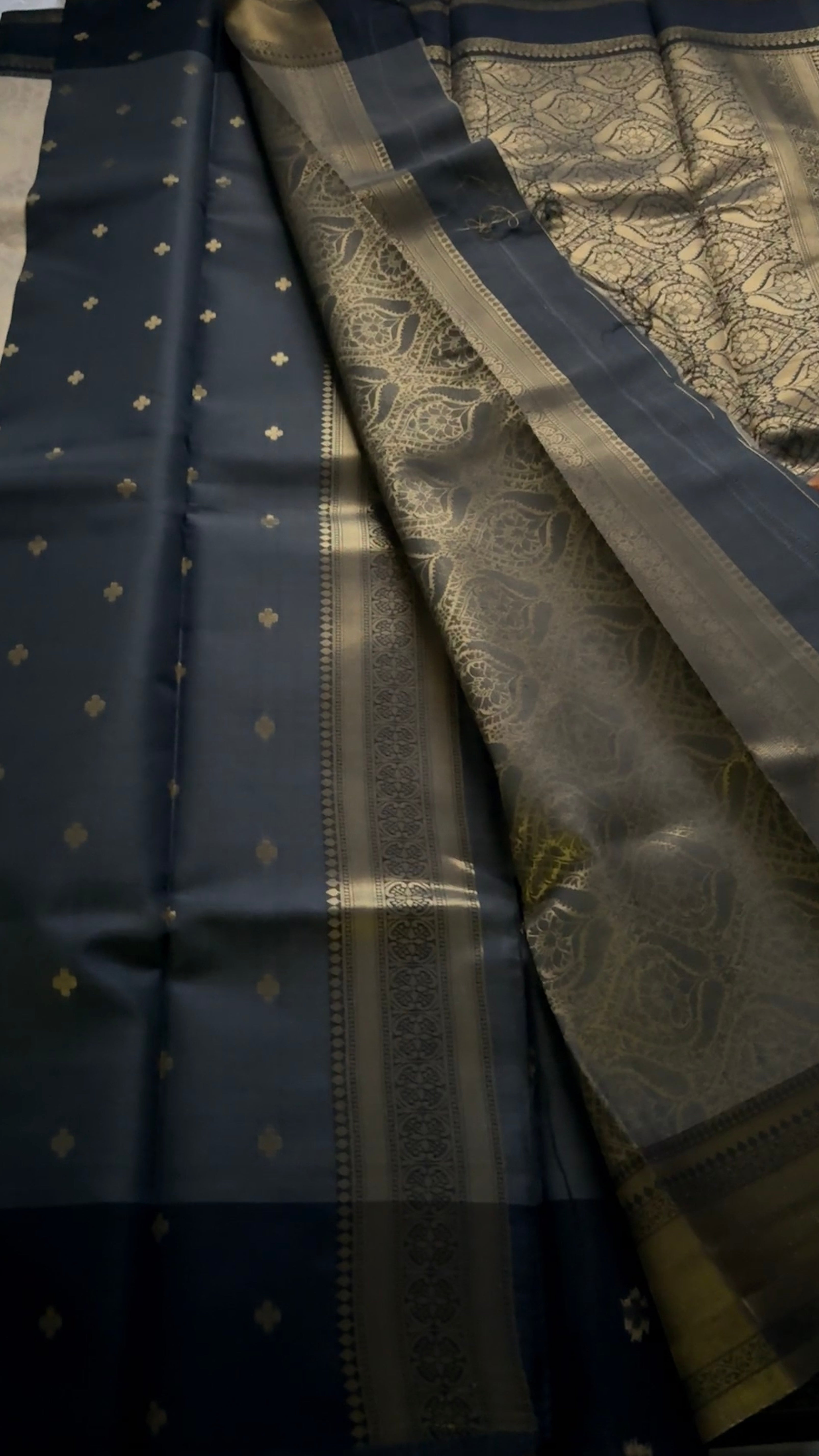 Kanchi semi soft silk Kr 38