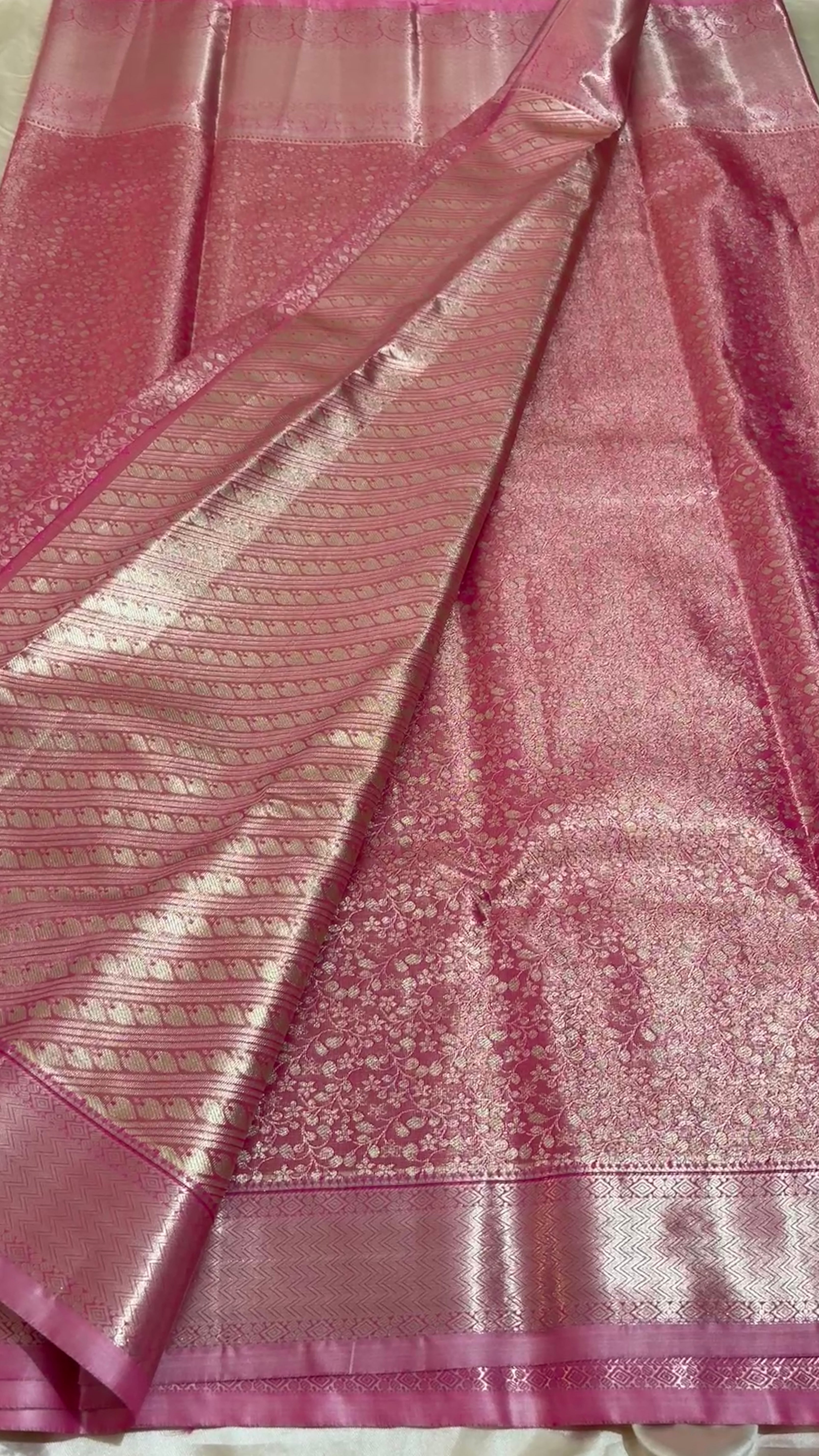 Semi tissue Kanchipuram saree