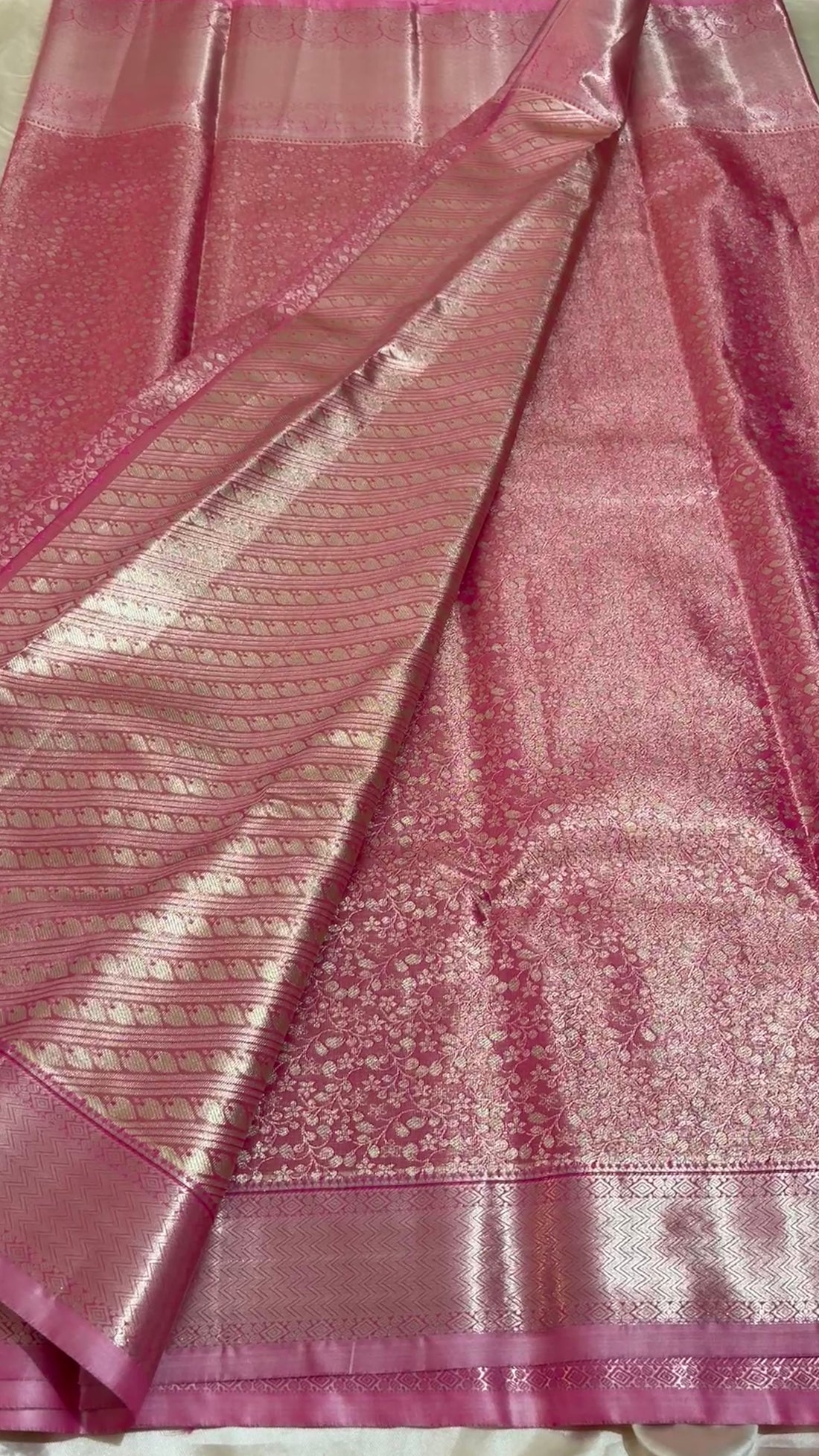 Semi tissue Kanchipuram saree
