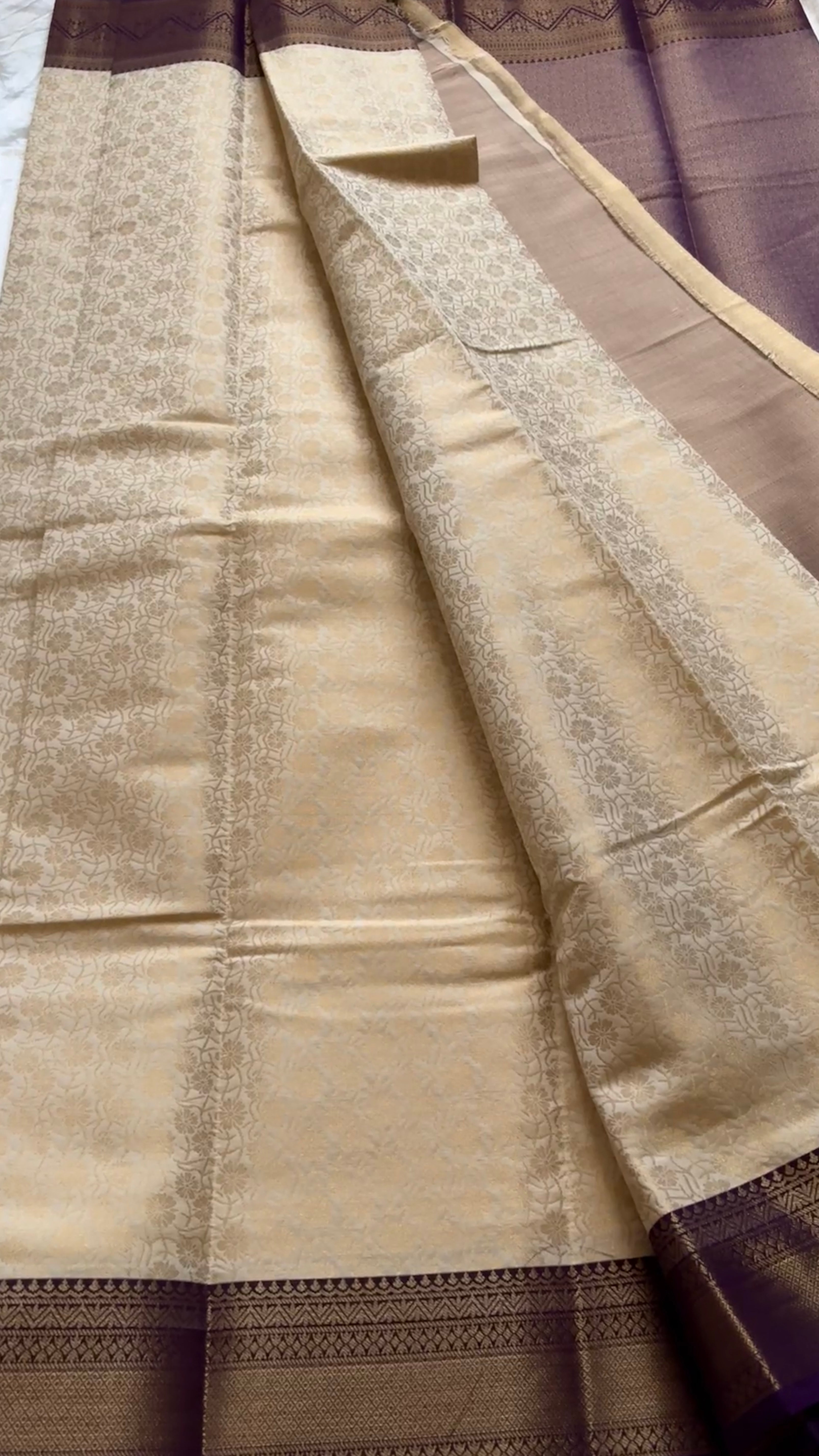 Semi Soft silk  kr70