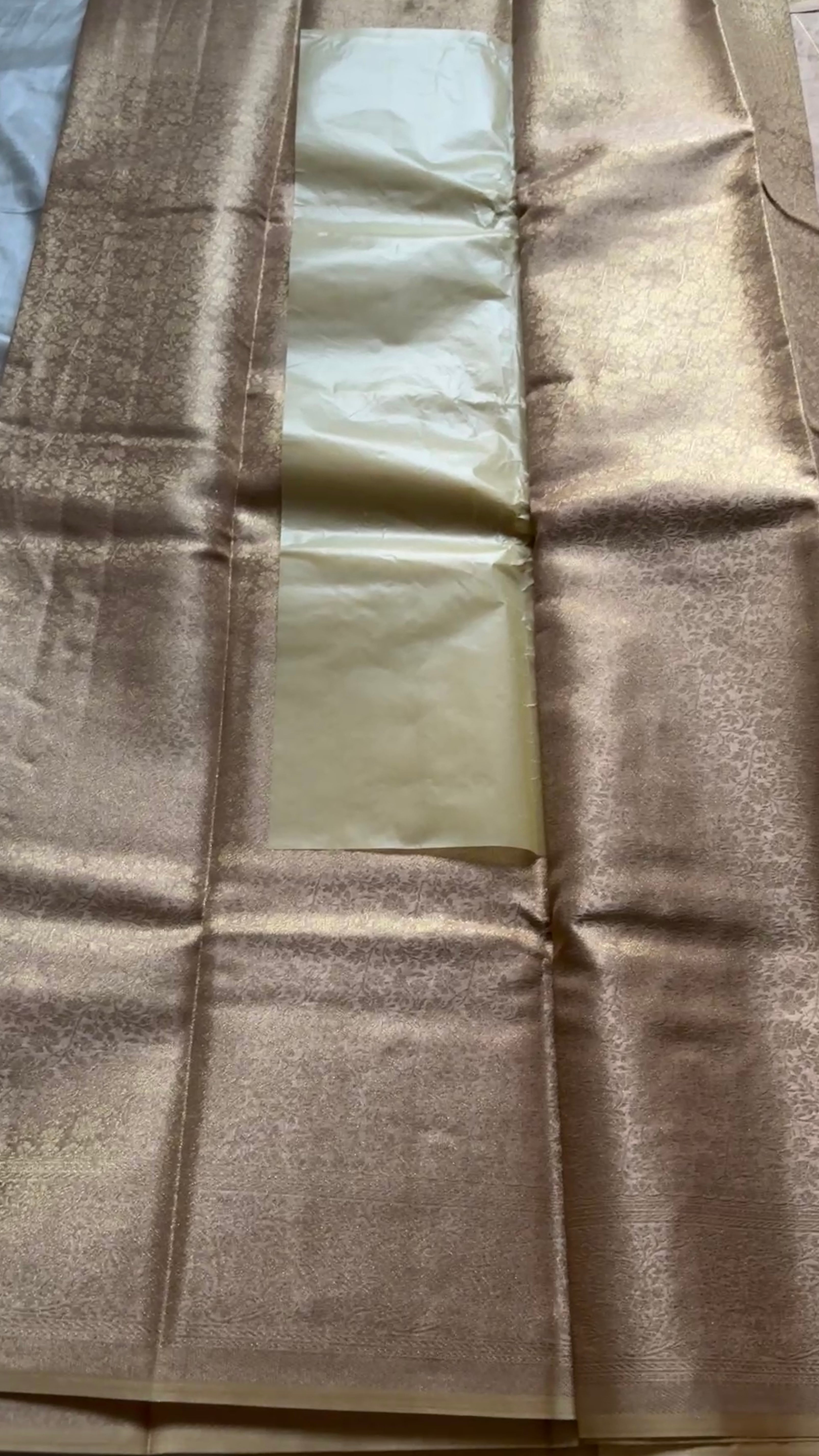 Premium  Tissue brocade