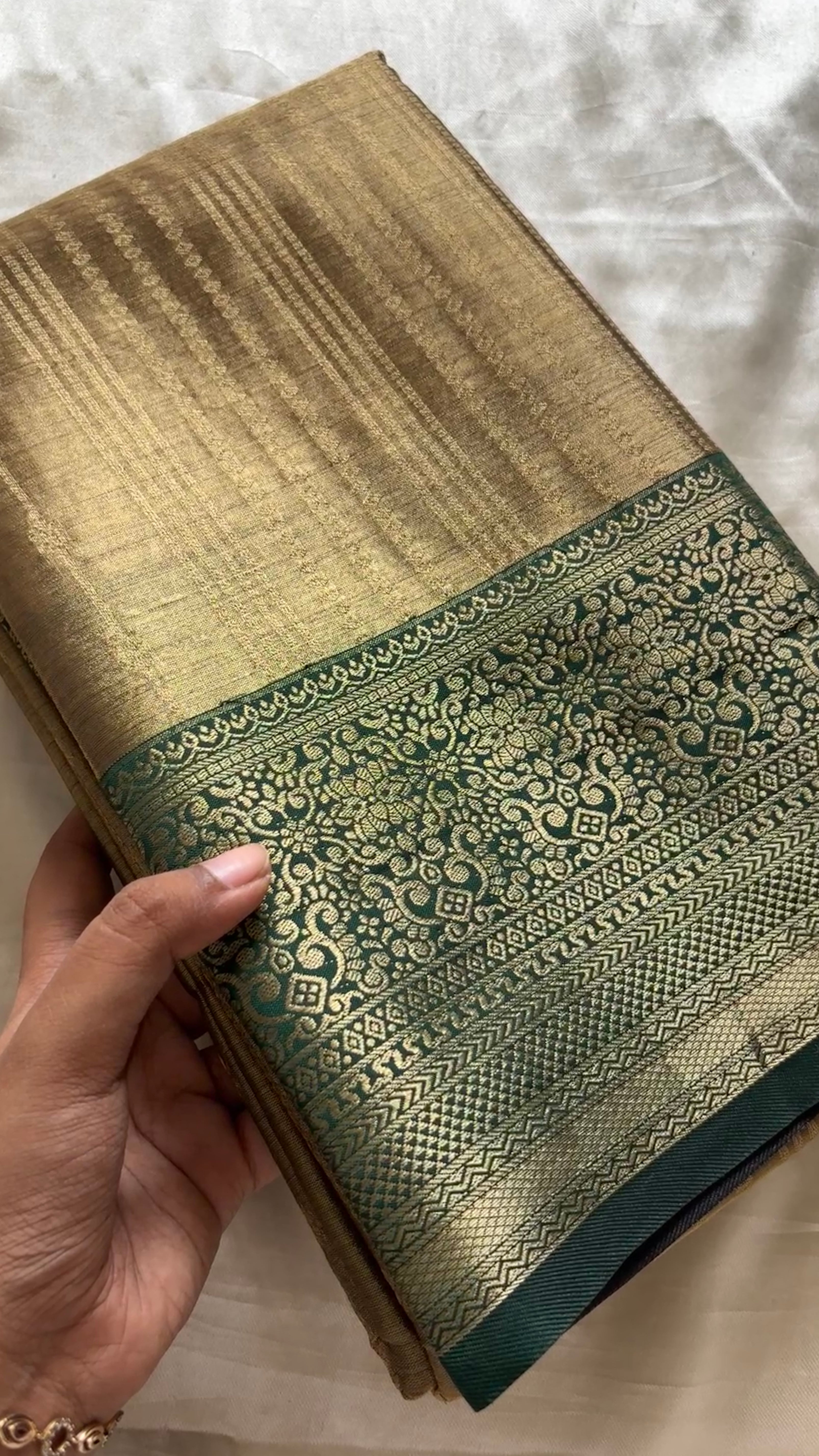 Premium  Tissue brocade kr7