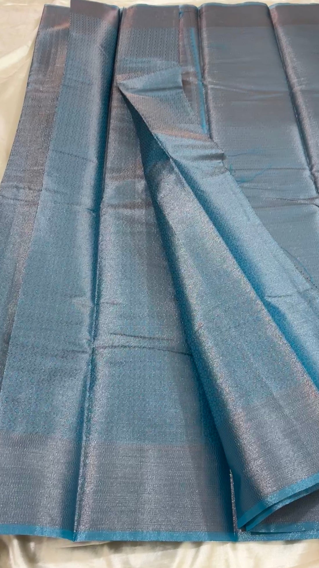 Tissue Brocade soft silk kr36