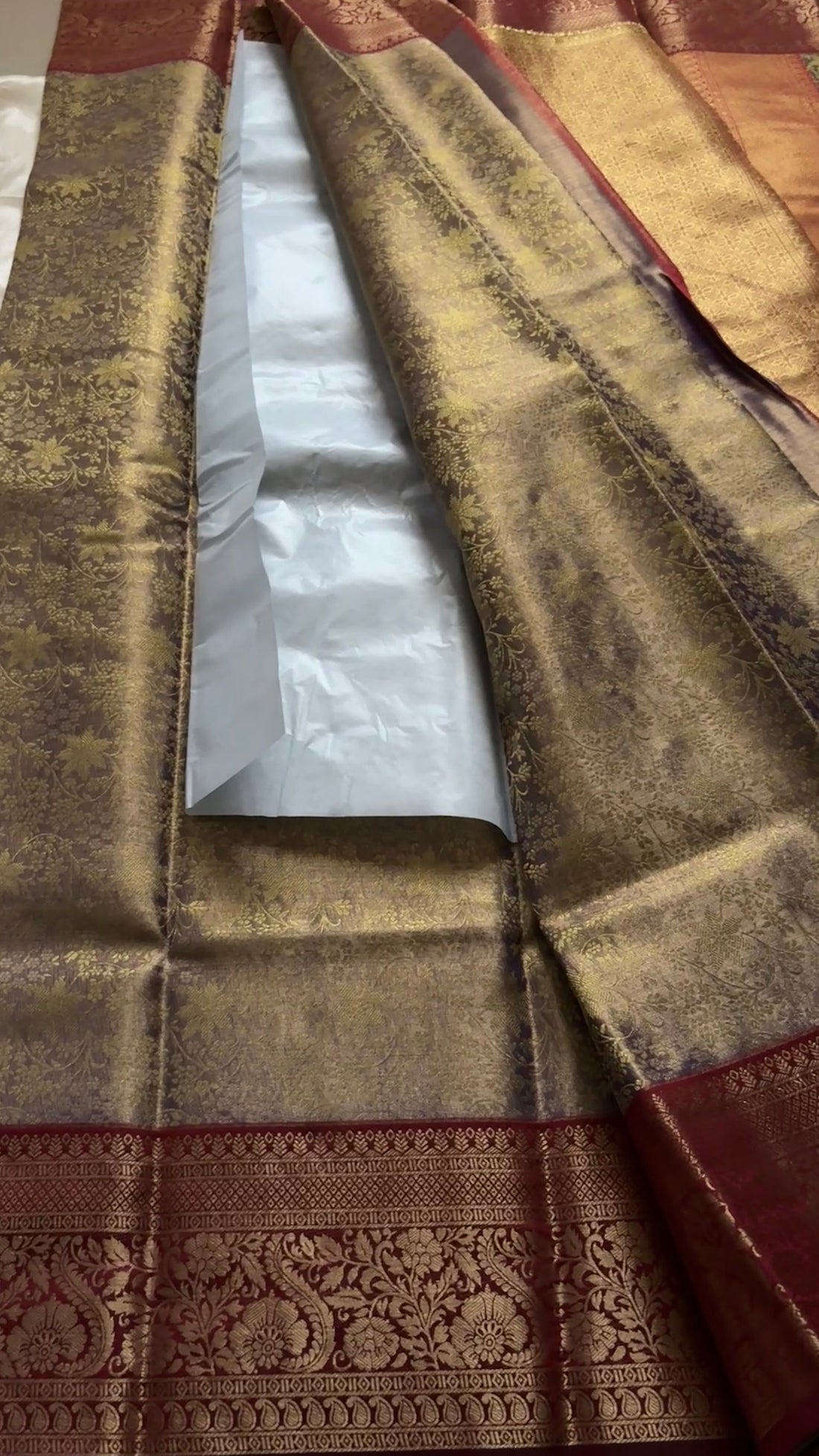 Premium  Tissue brocade silk kr96