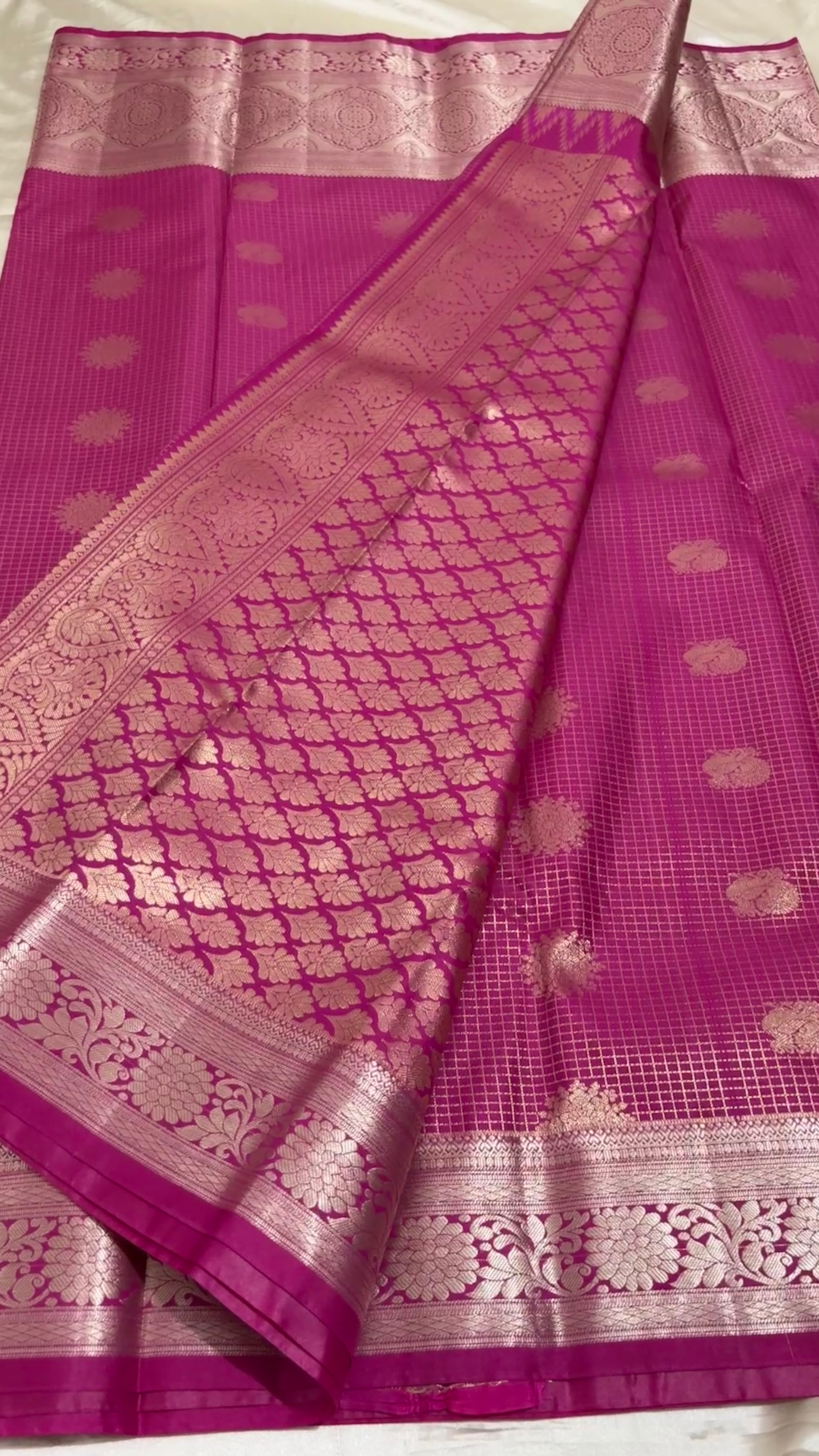 Semi tissue Kanchipuram saree