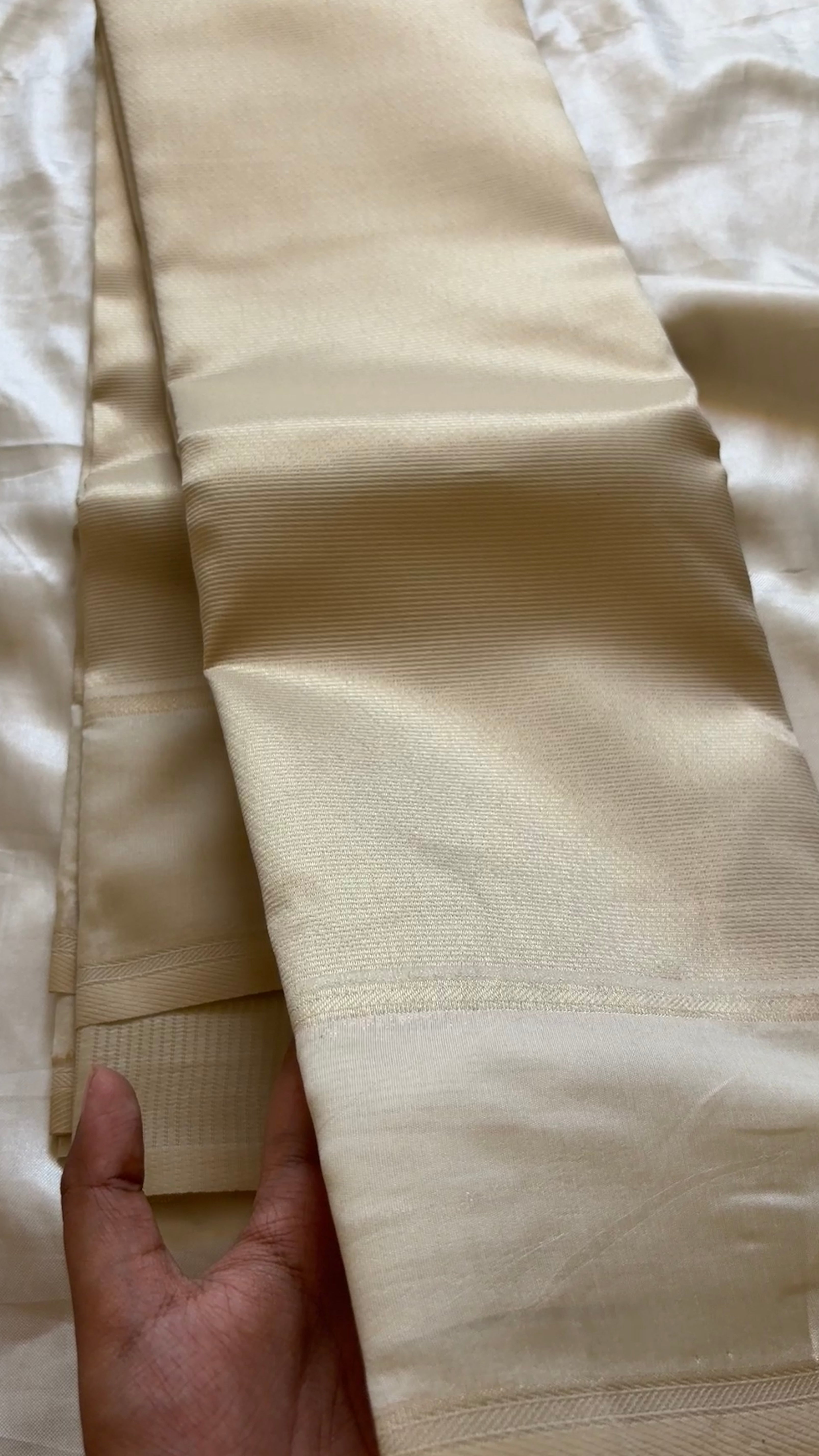 Semi brocade kr130