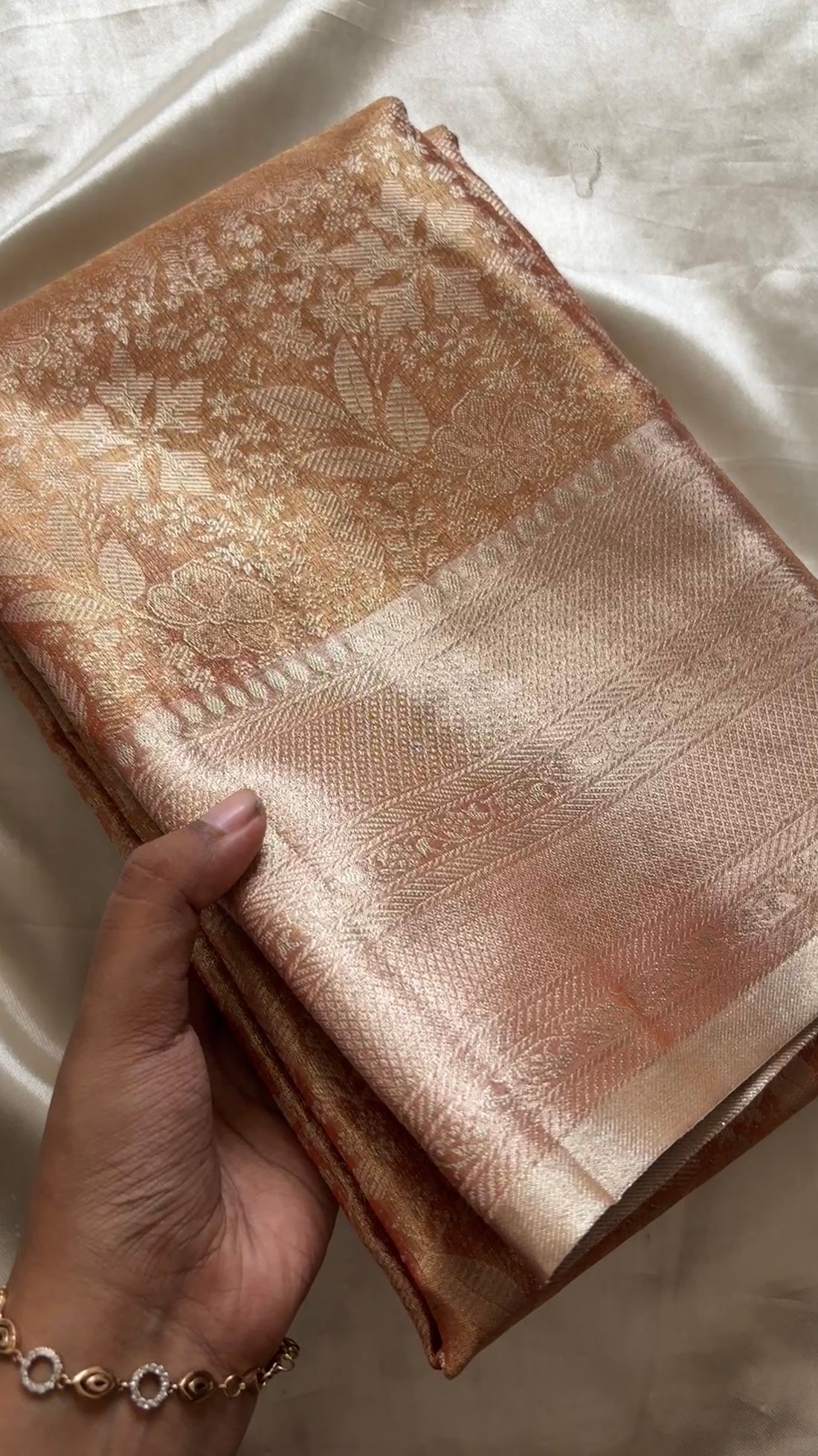 Premium  Tissue brocade silk kr48