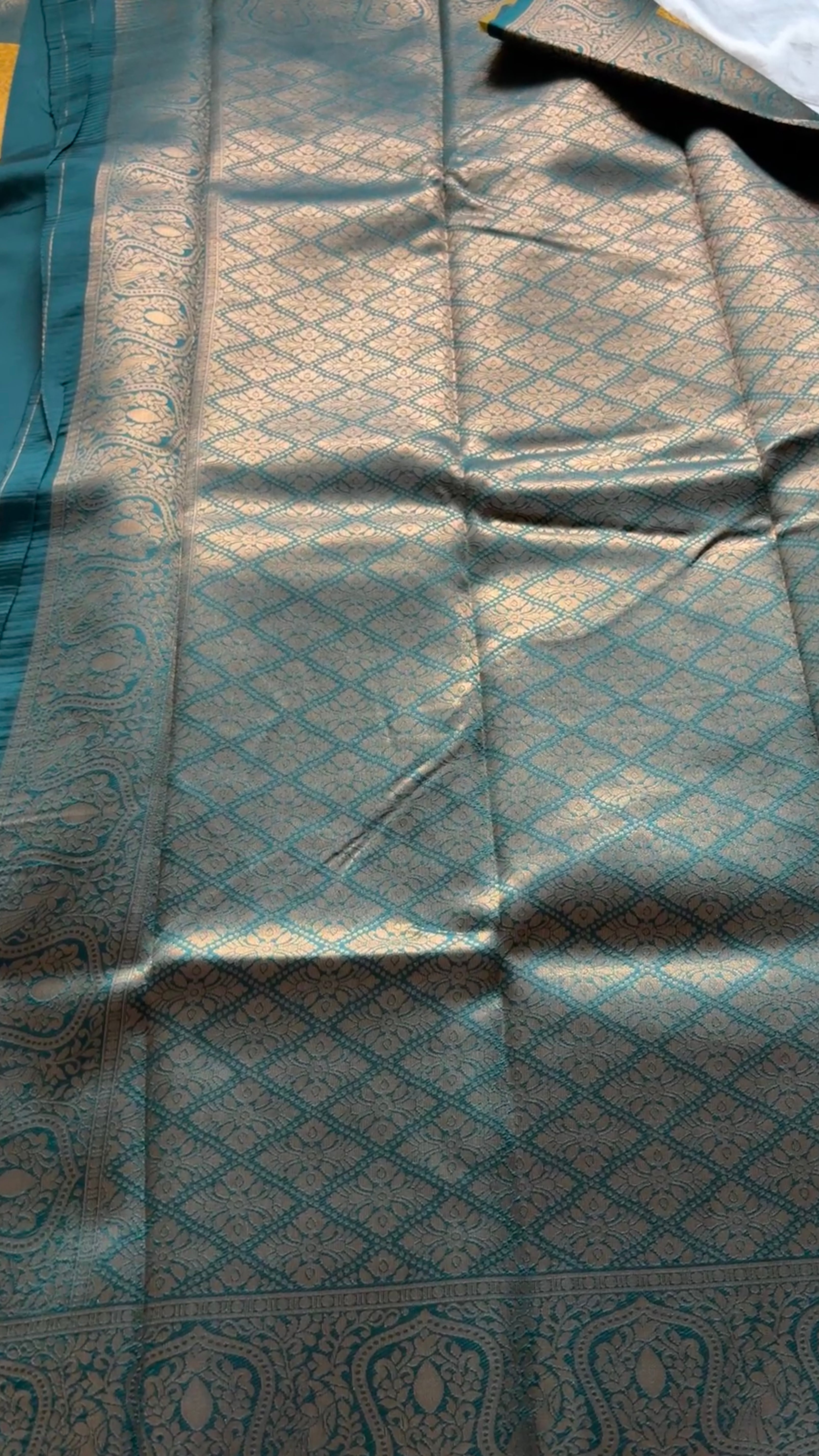 Kanchi semi soft silk kr15