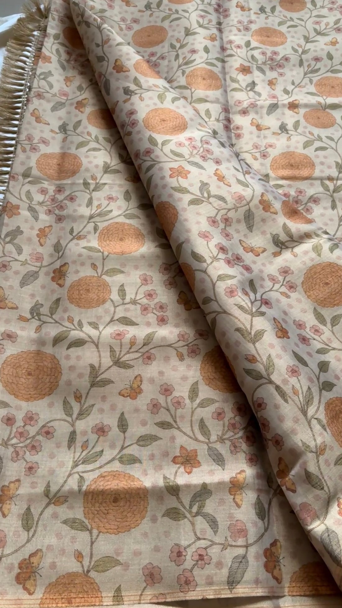 Golden soft tissue with Floral motifs kr 14