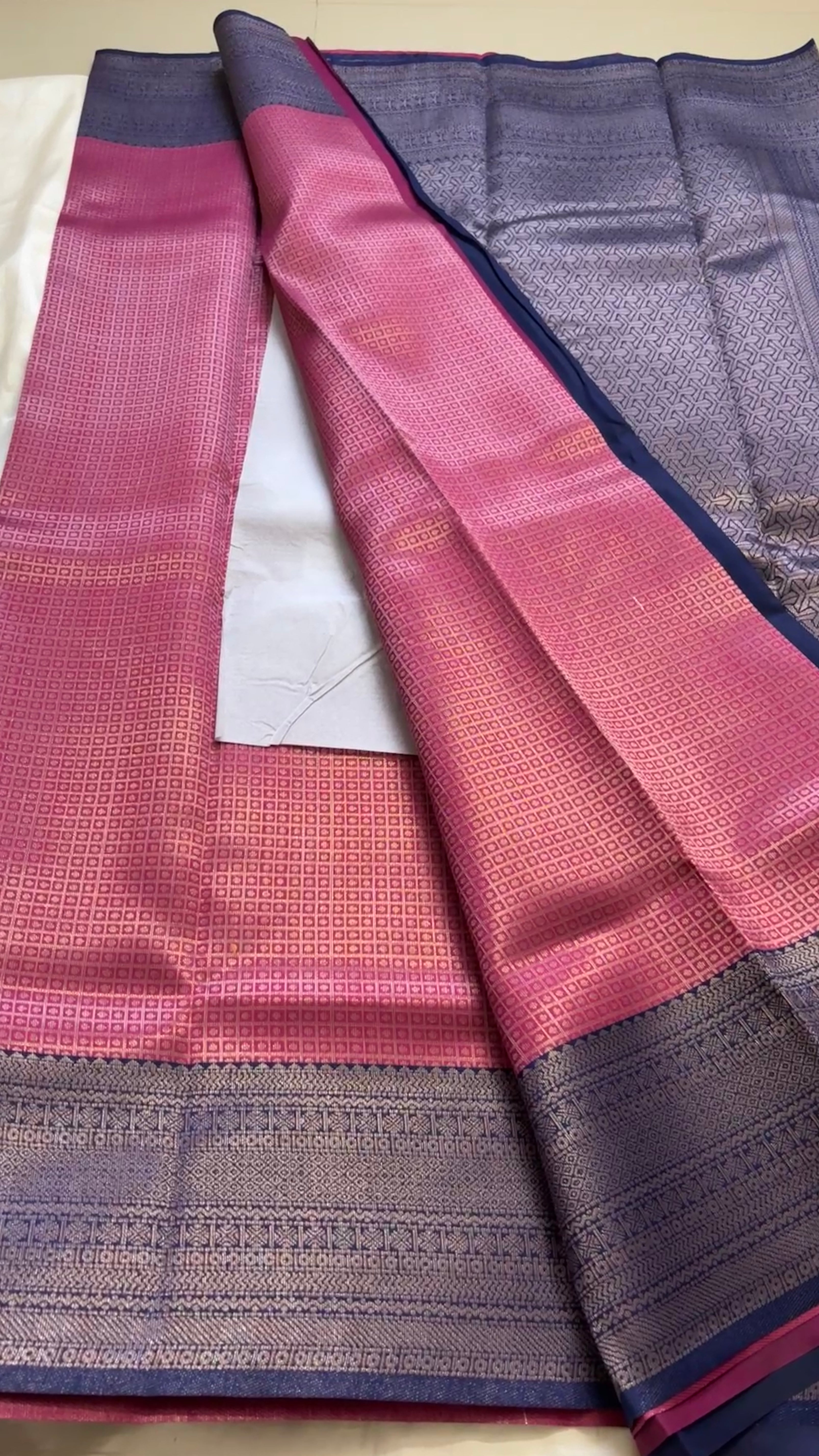 Kanchi semi soft silk kr69