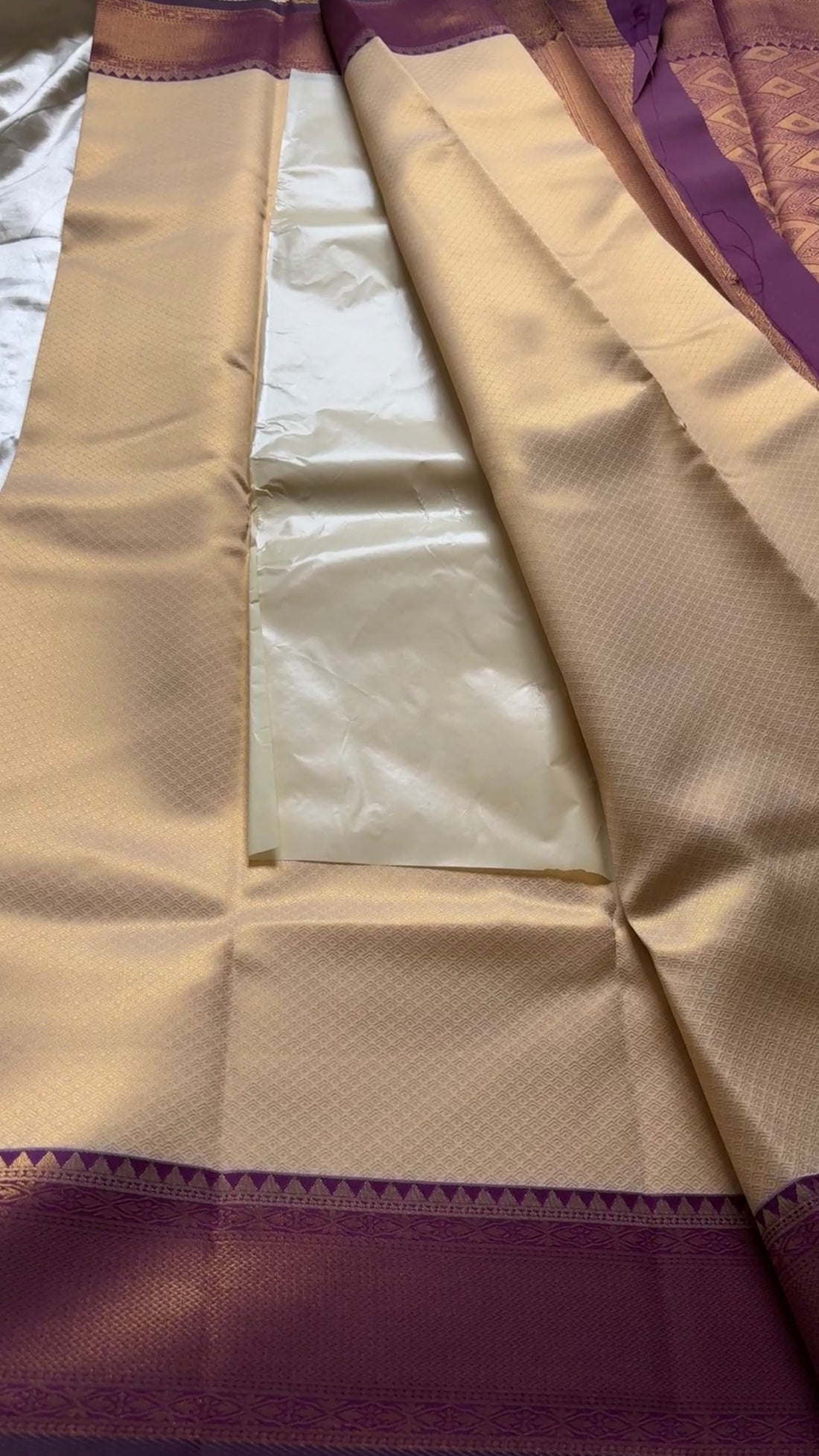 Kanchi semi soft silk