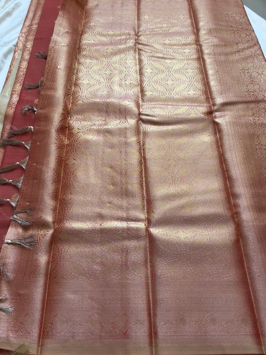 Tissue brocade silk KR83