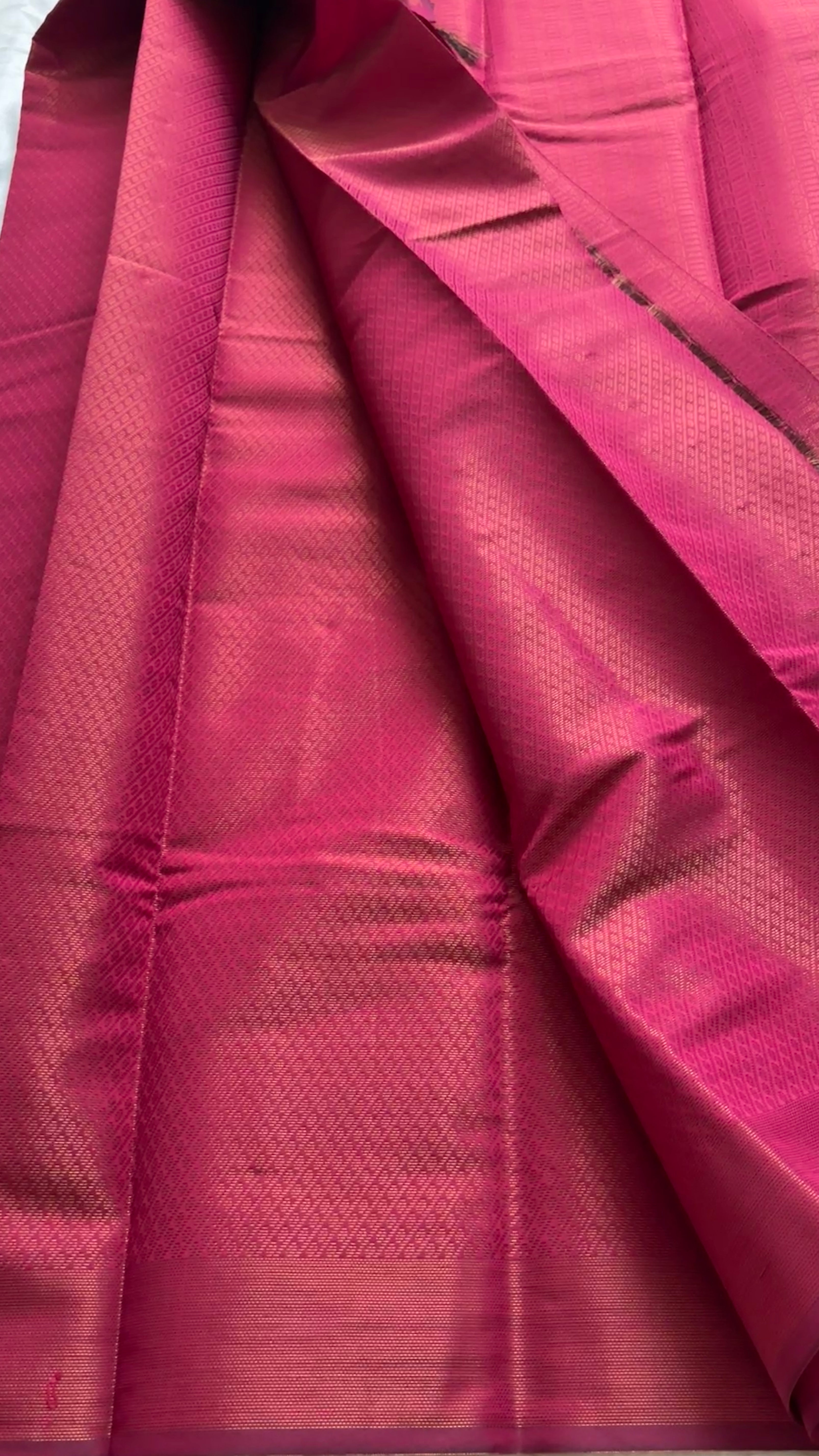 Brocade soft silk kr 102