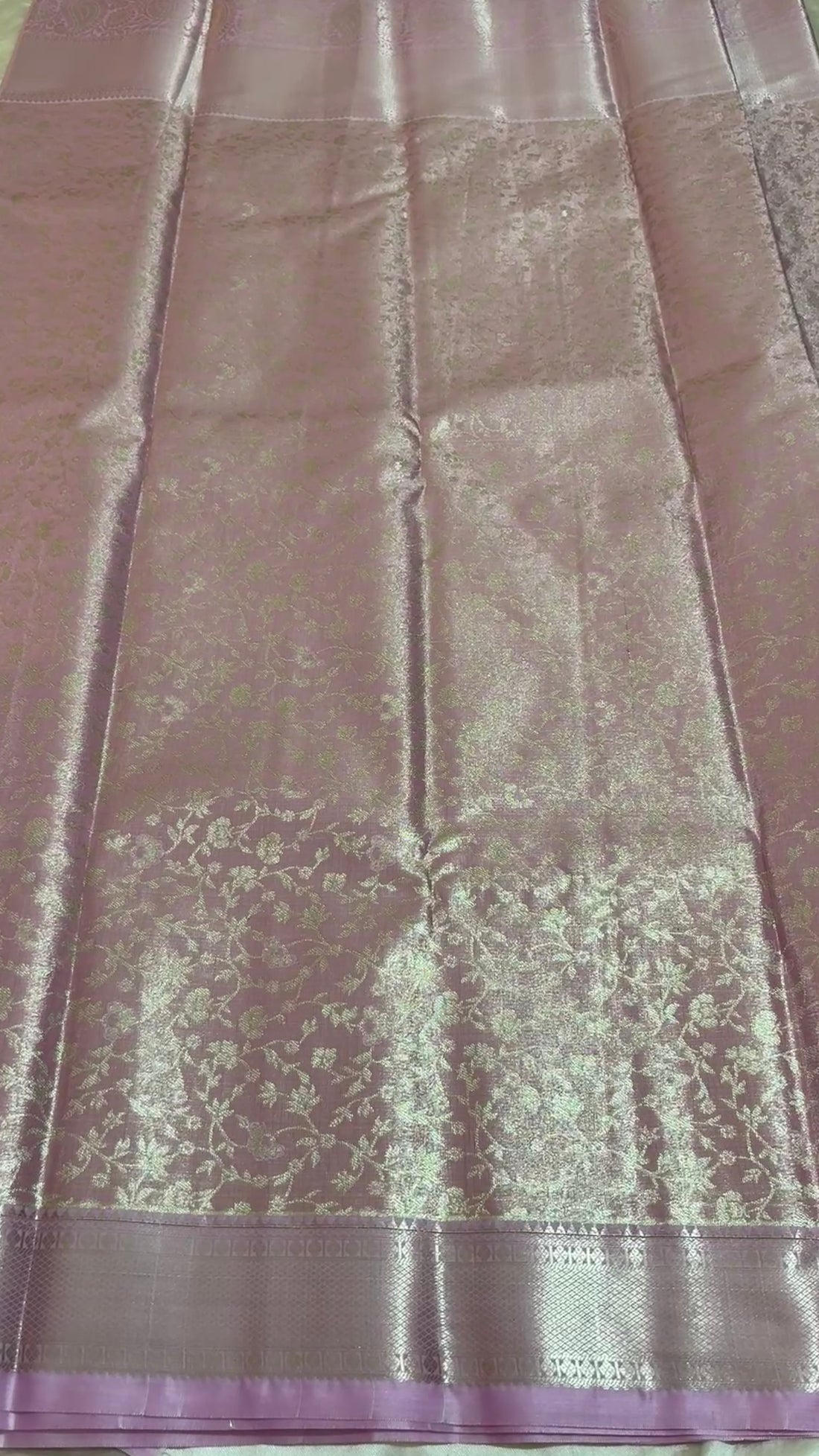 Semi tissue Kanchipuram saree