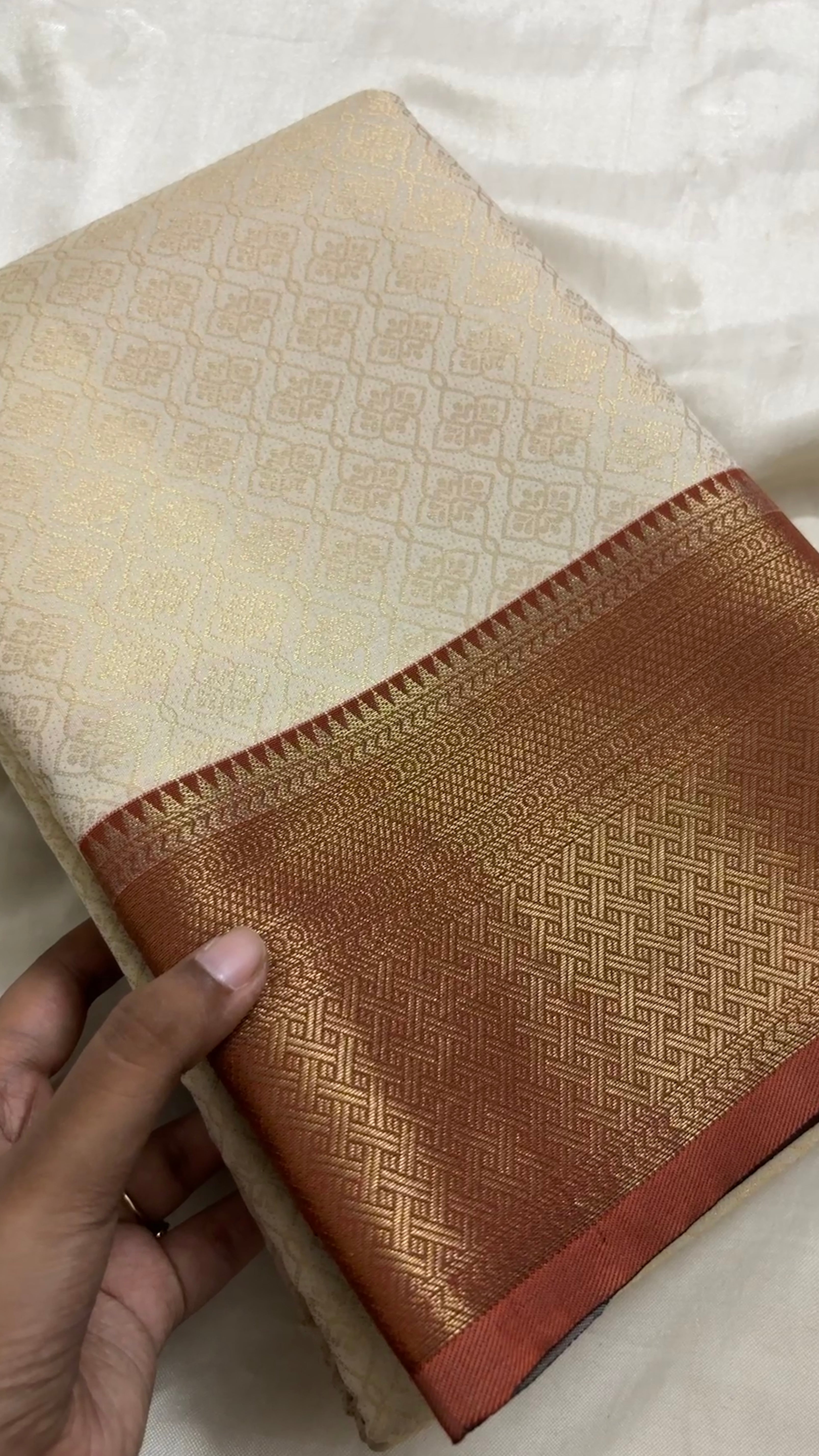 Semi Soft silk KR 108