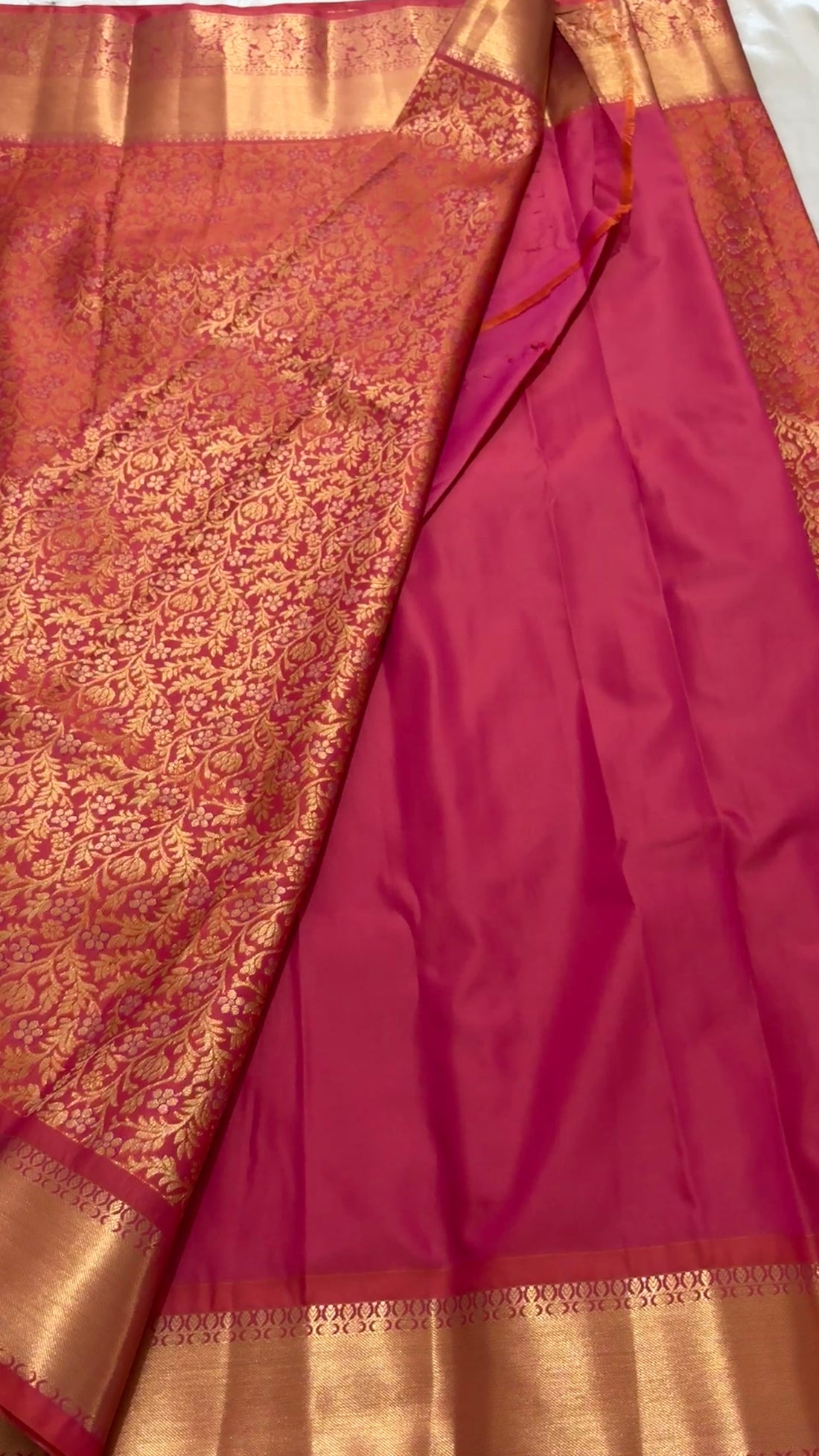 Semi tissue Kanchipuram saree