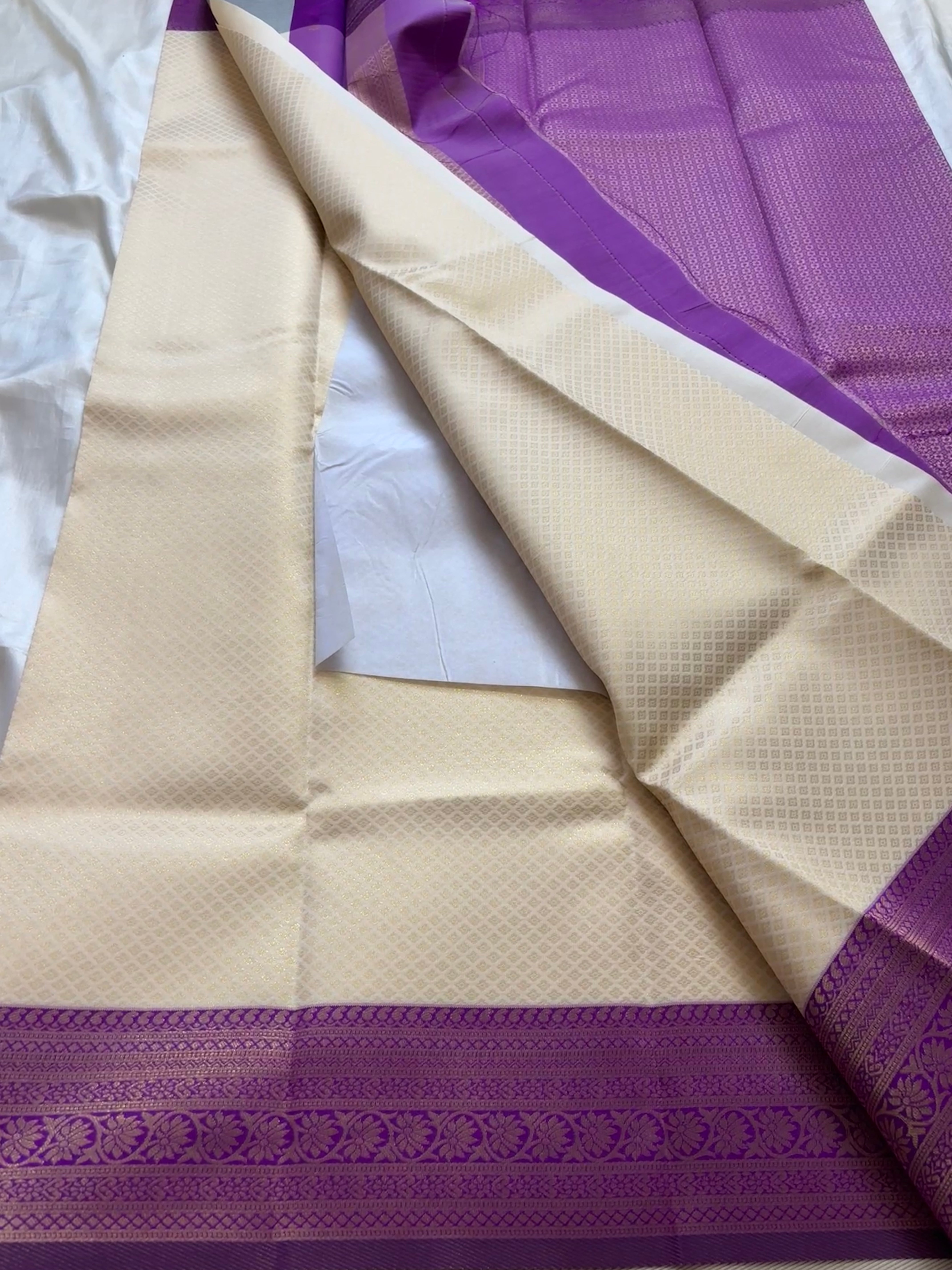 Kanchi semi soft silk kr18