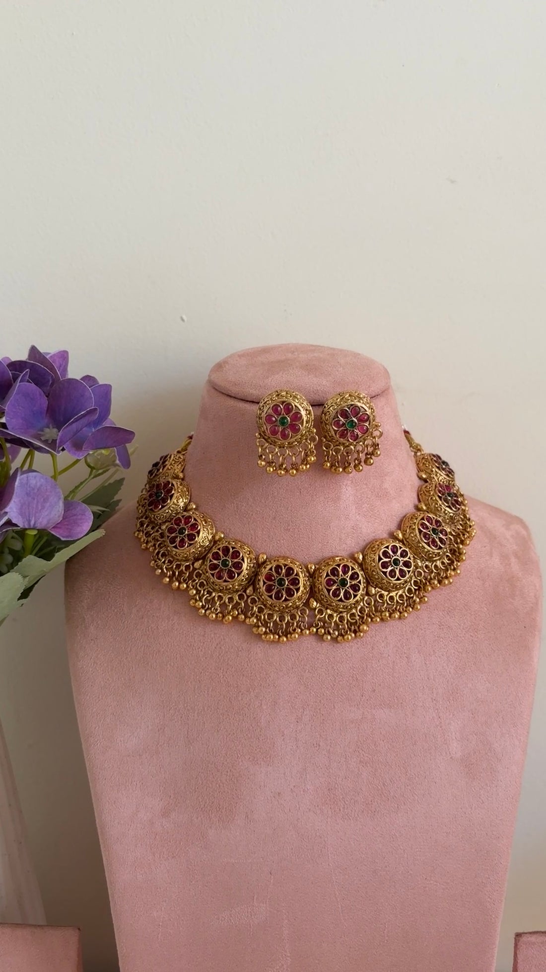 Round Floral necklace Set