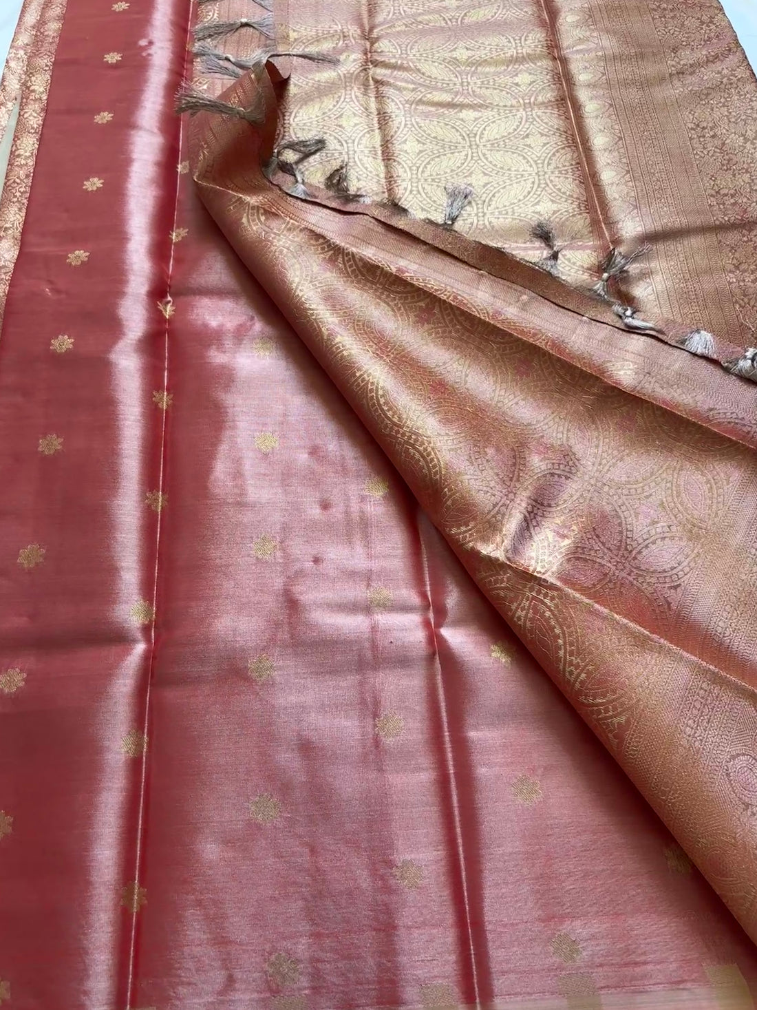Tissue brocade silk KR83