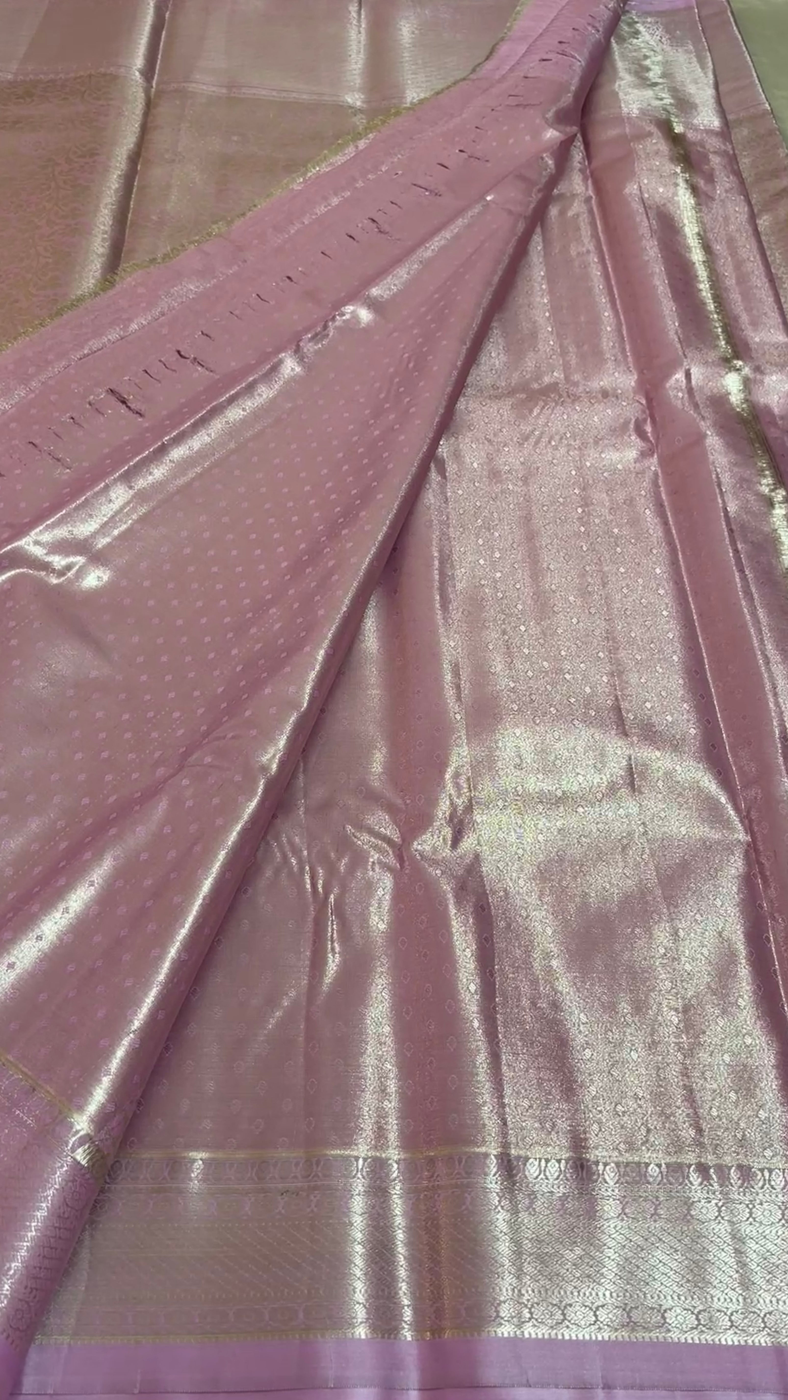 Semi tissue Kanchipuram saree