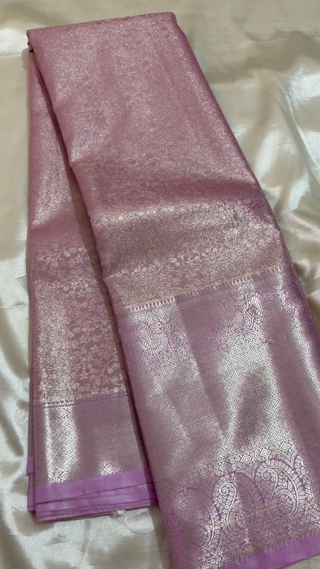 Semi tissue Kanchipuram saree