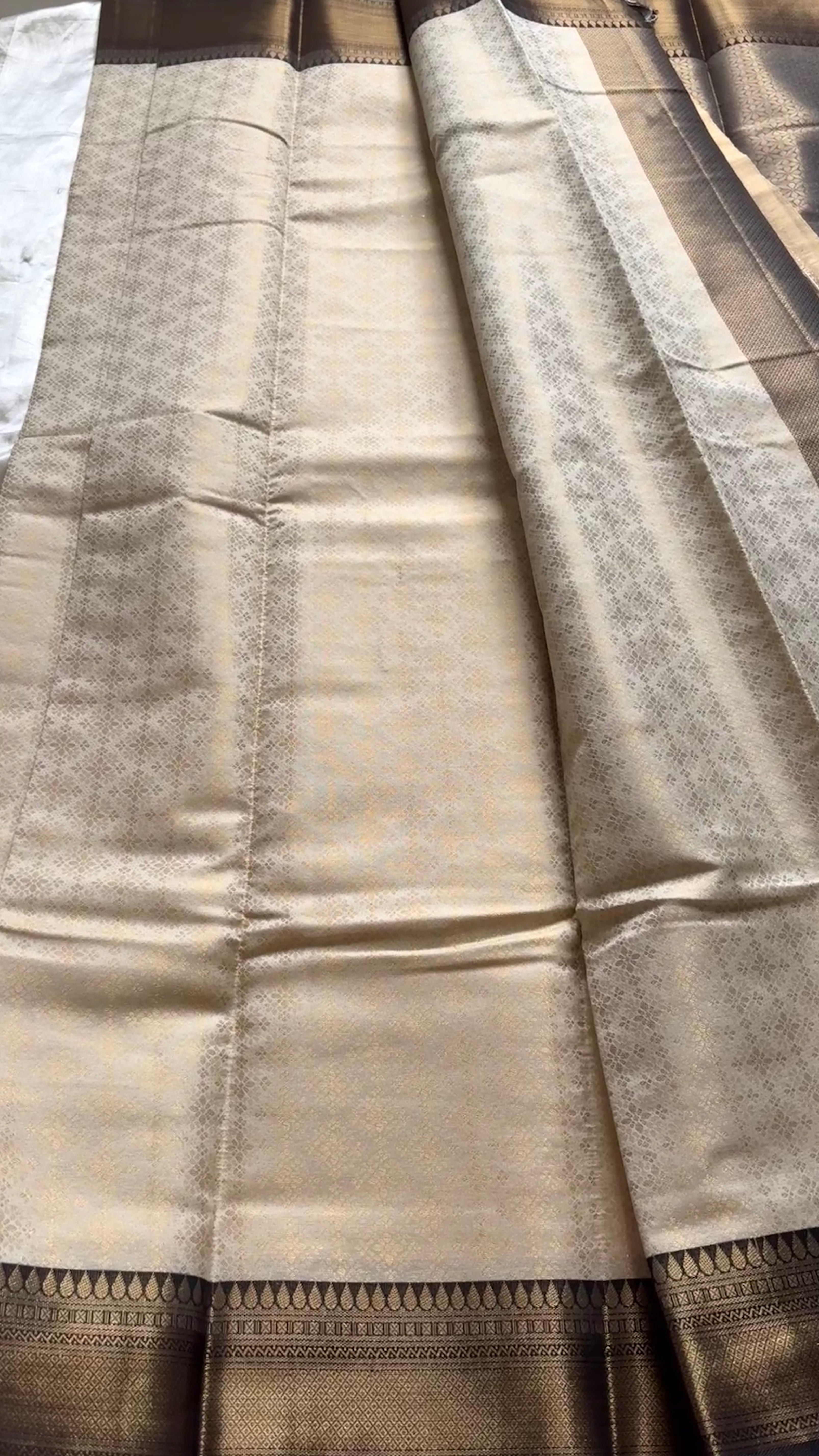 Semi Soft silk  Kr 39