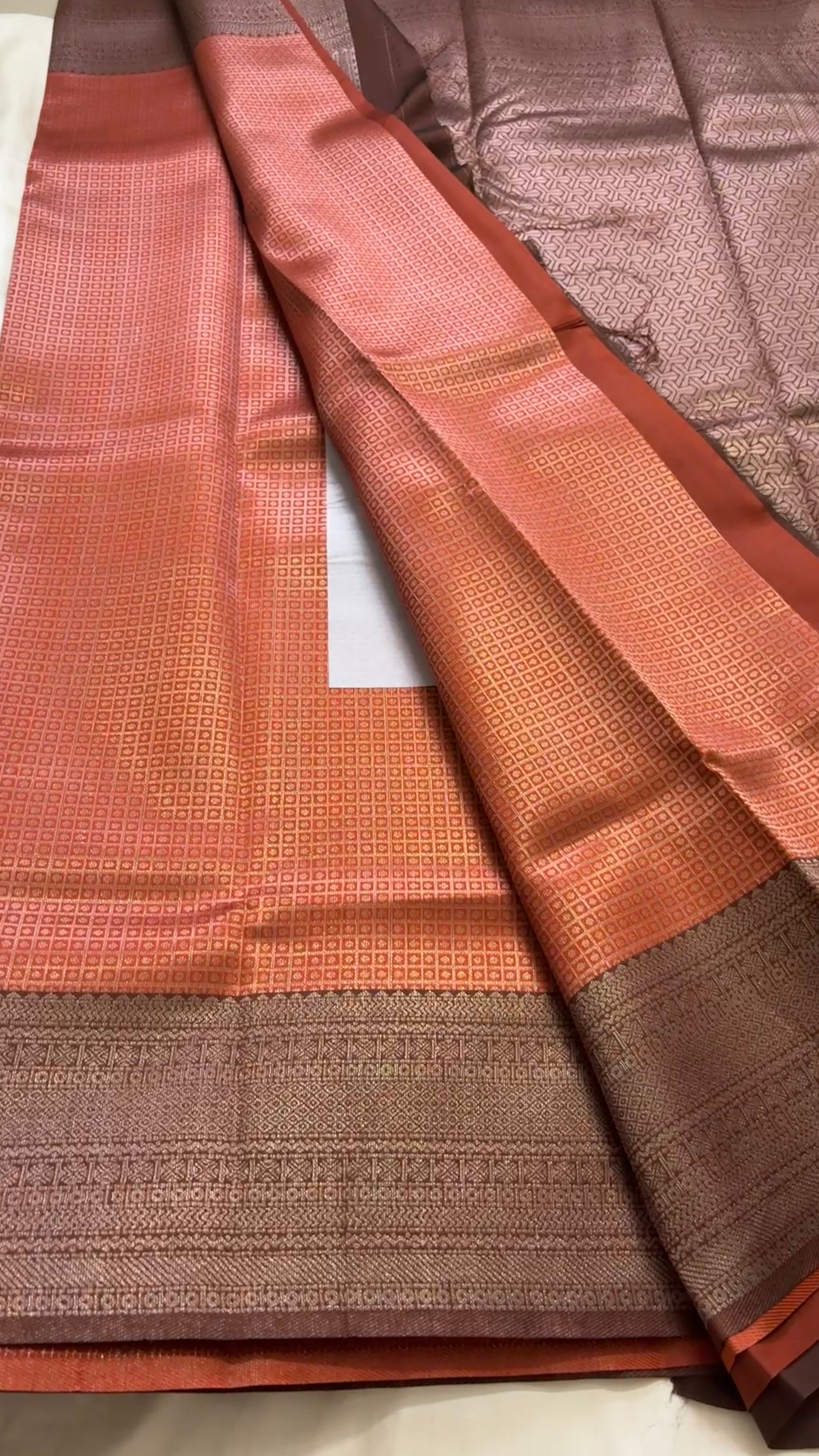 Kanchi semi soft silk kr 76