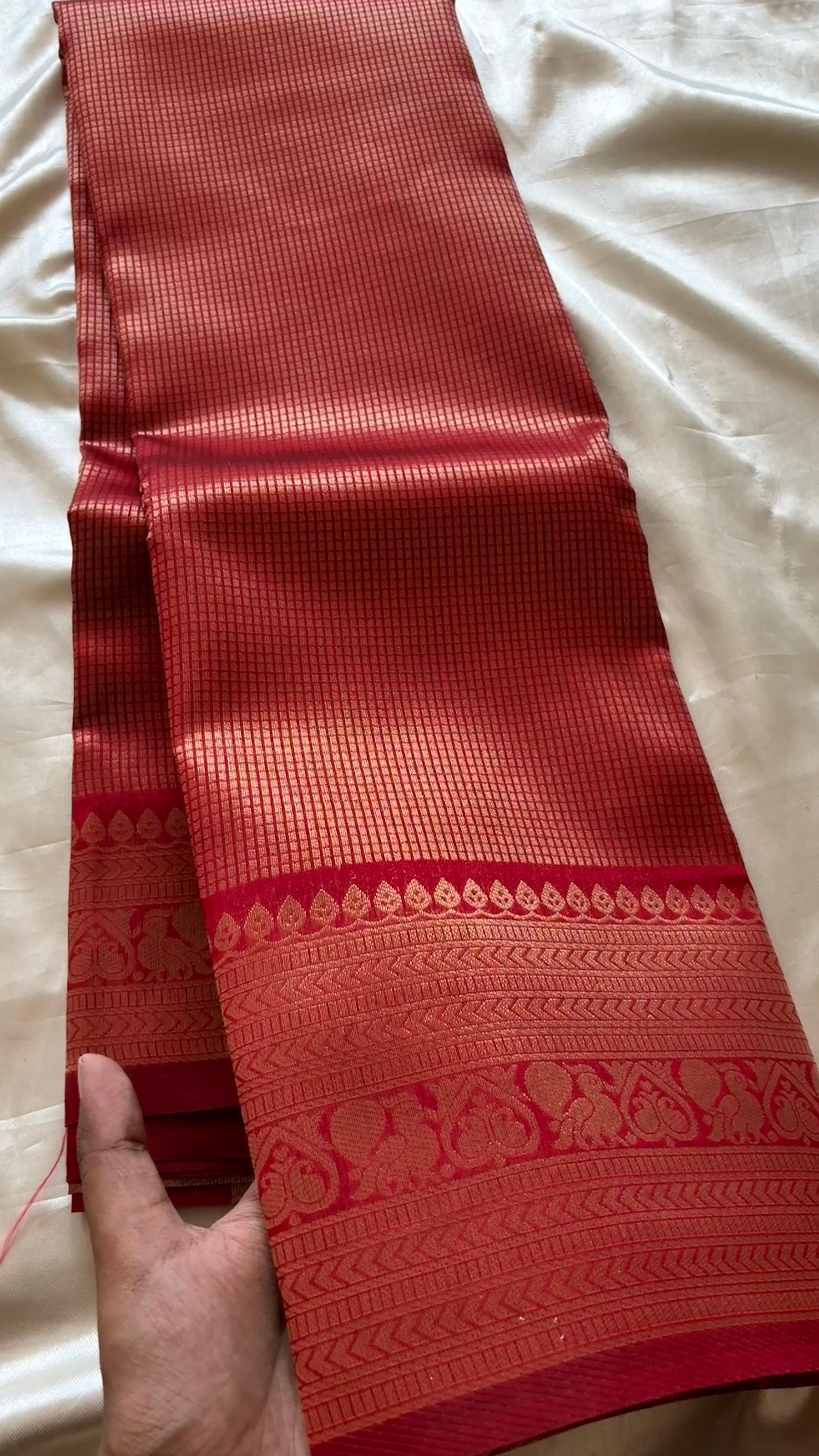 Semi brocade Kr 3