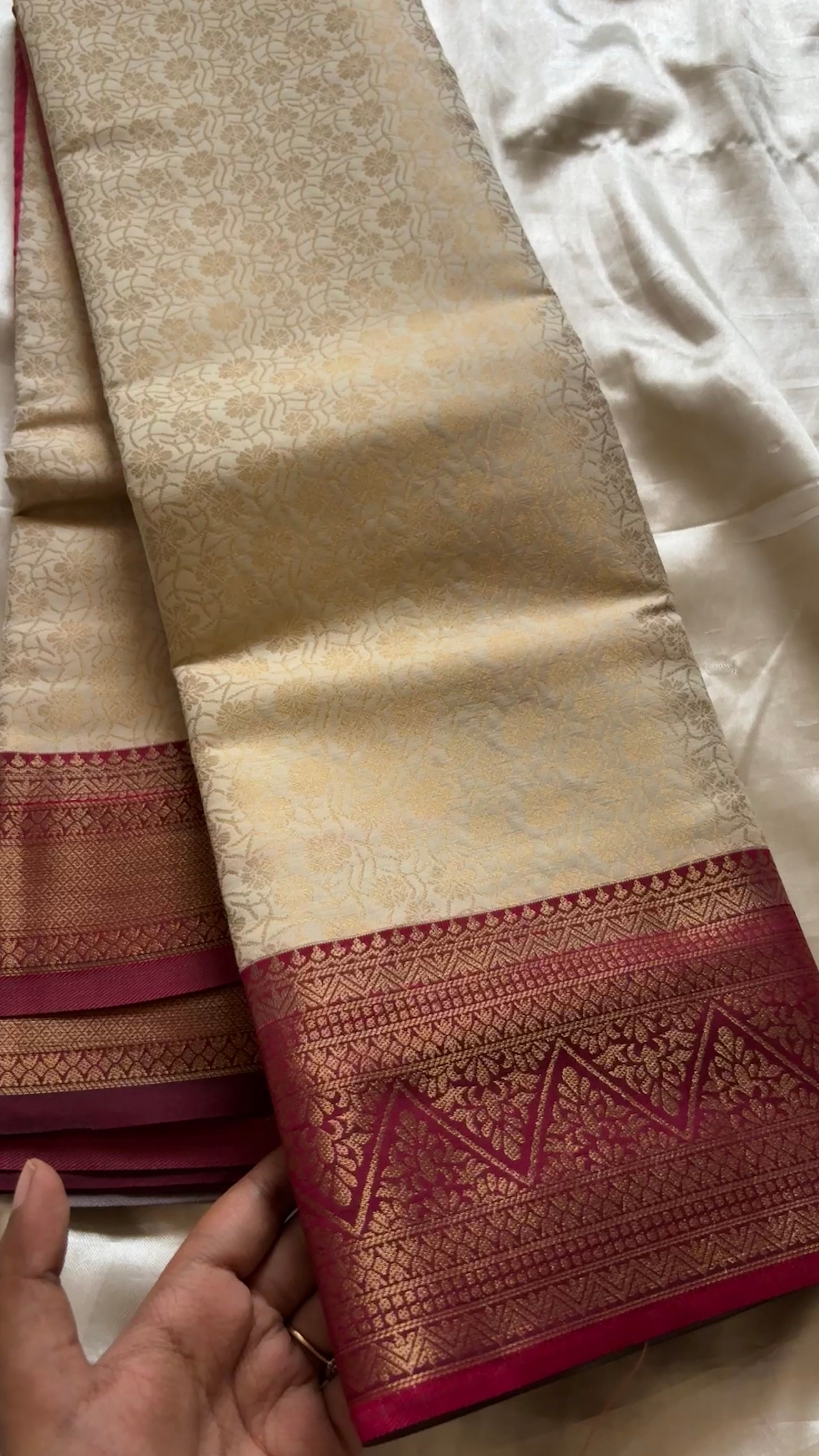 Semi Soft silk Kr 107