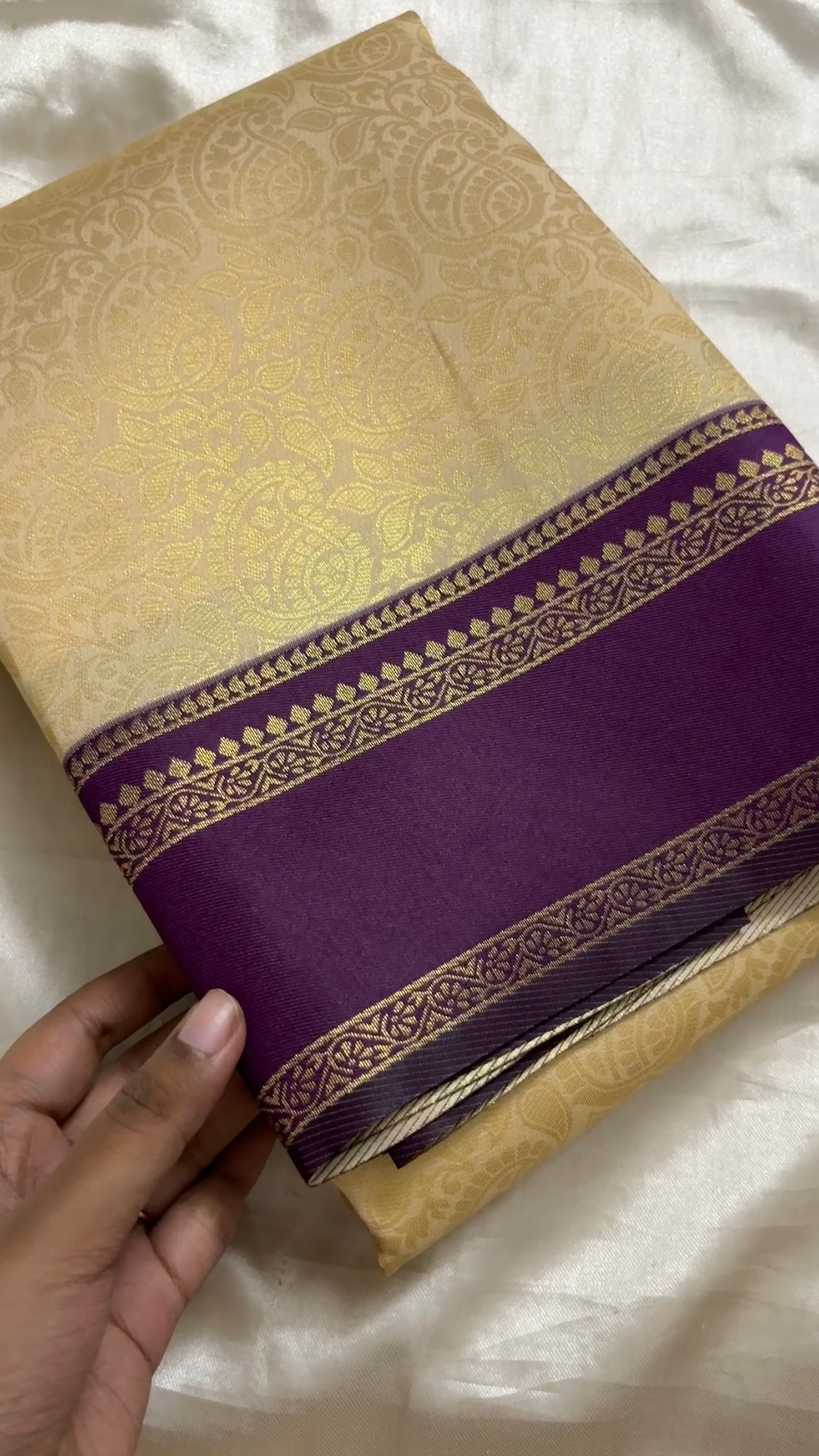 Kanchi semi soft silk Kr 40