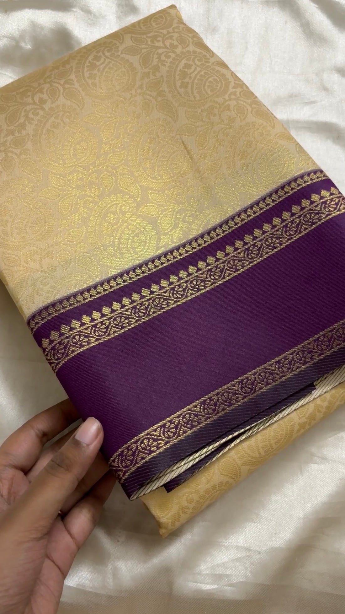 Kanchi semi soft silk Kr 40