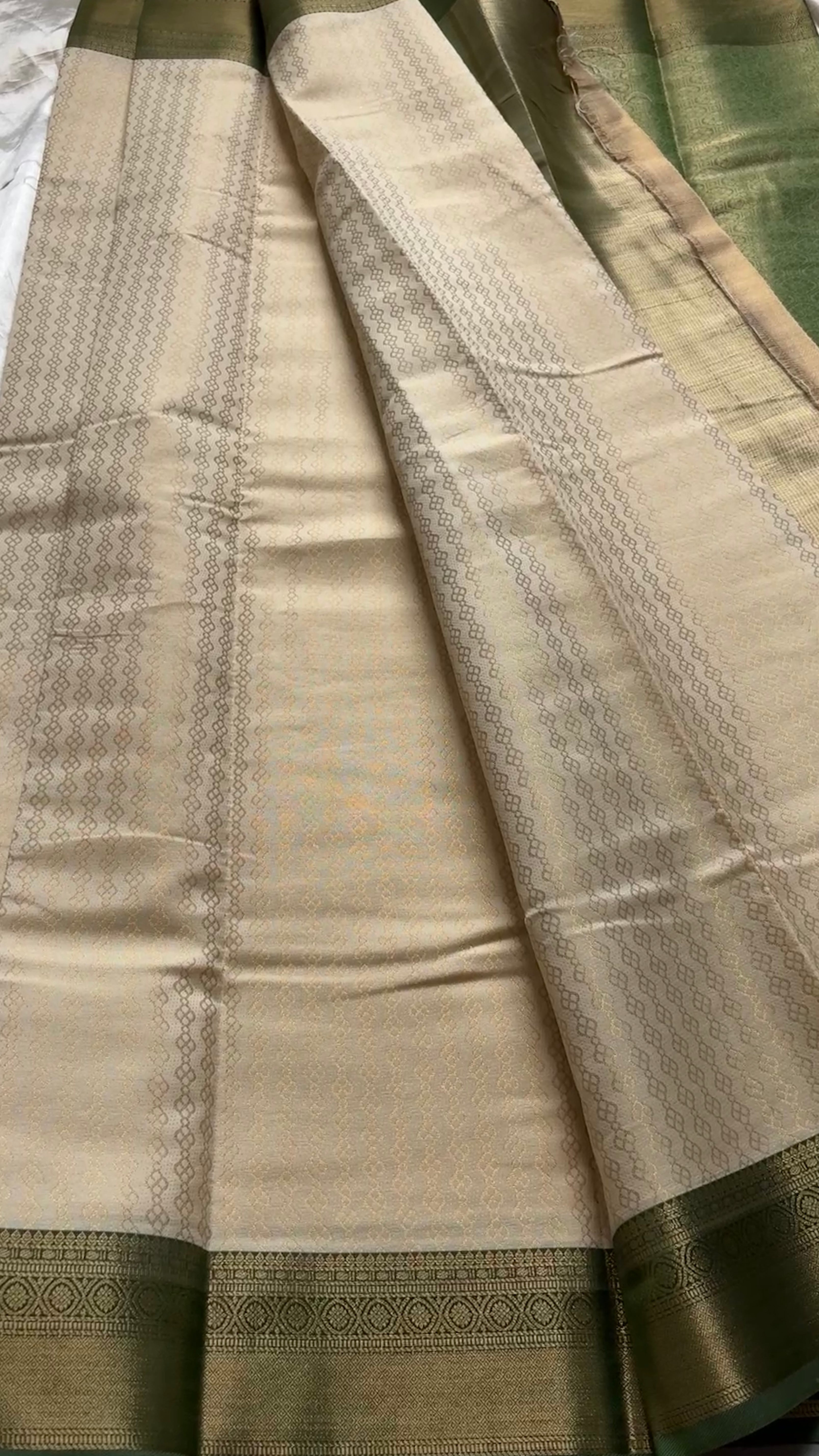 Semi Soft silk kr 112