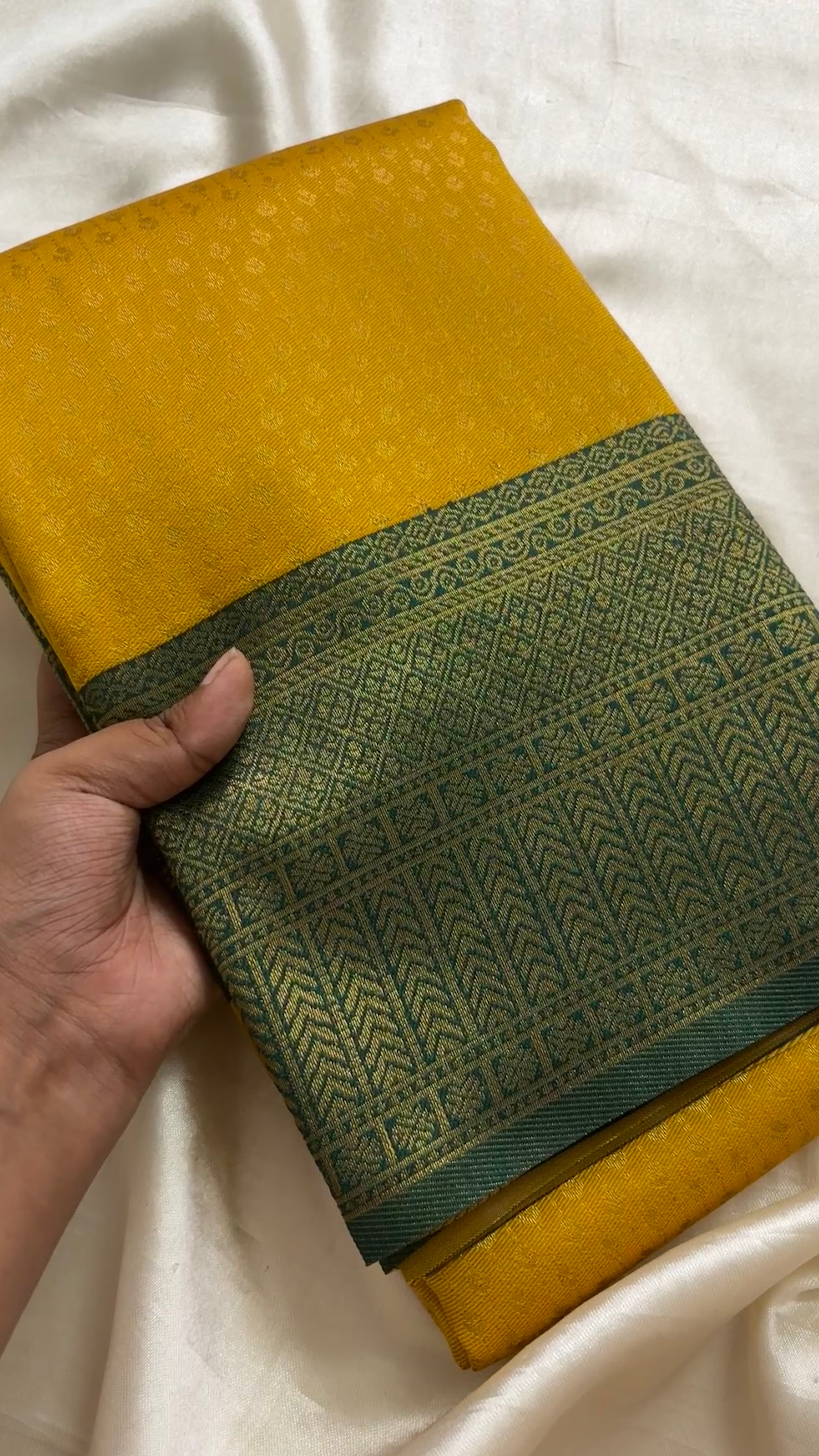 Kanchi semi soft silk kr103